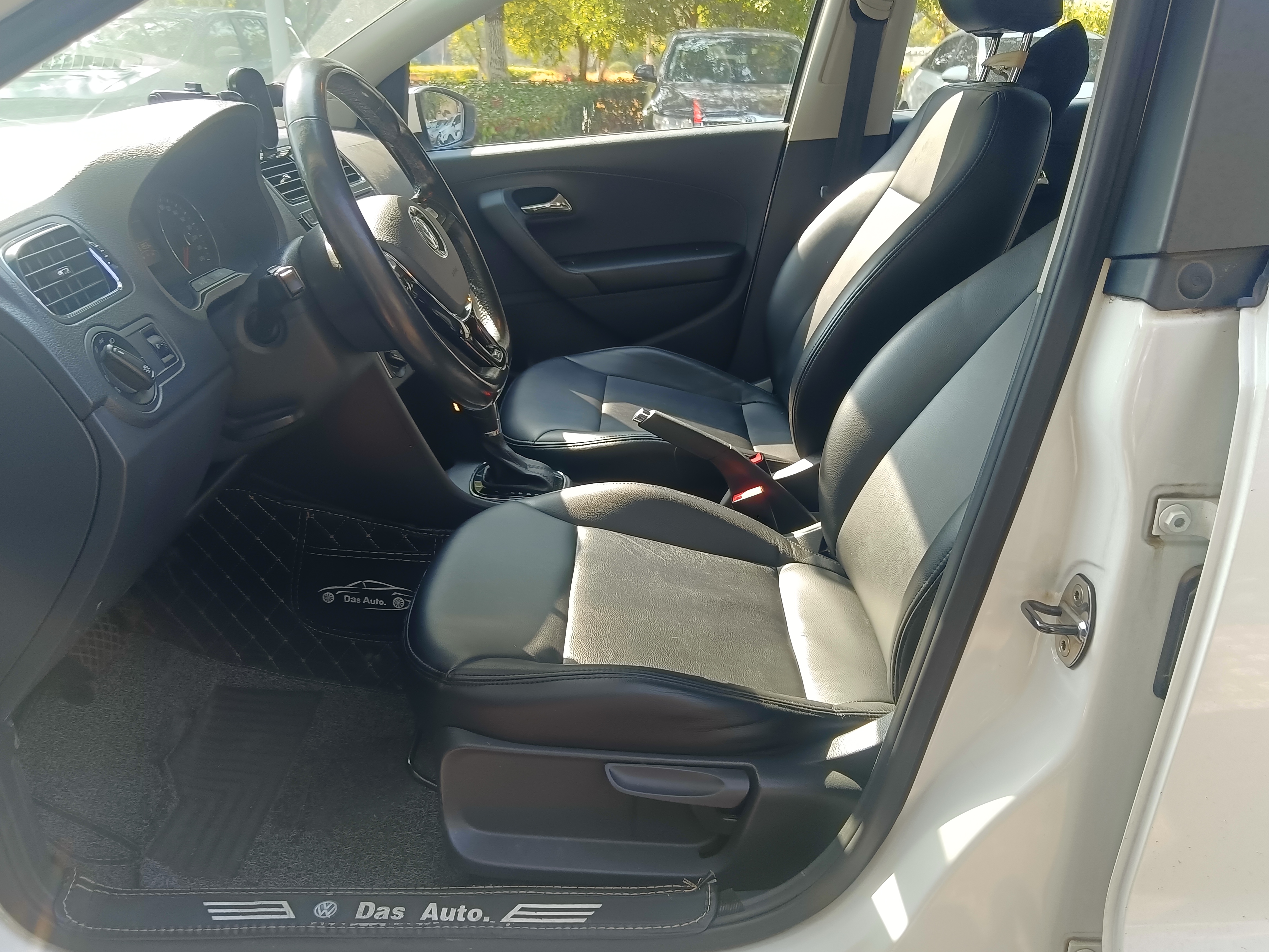 Polo 2019 car image #2