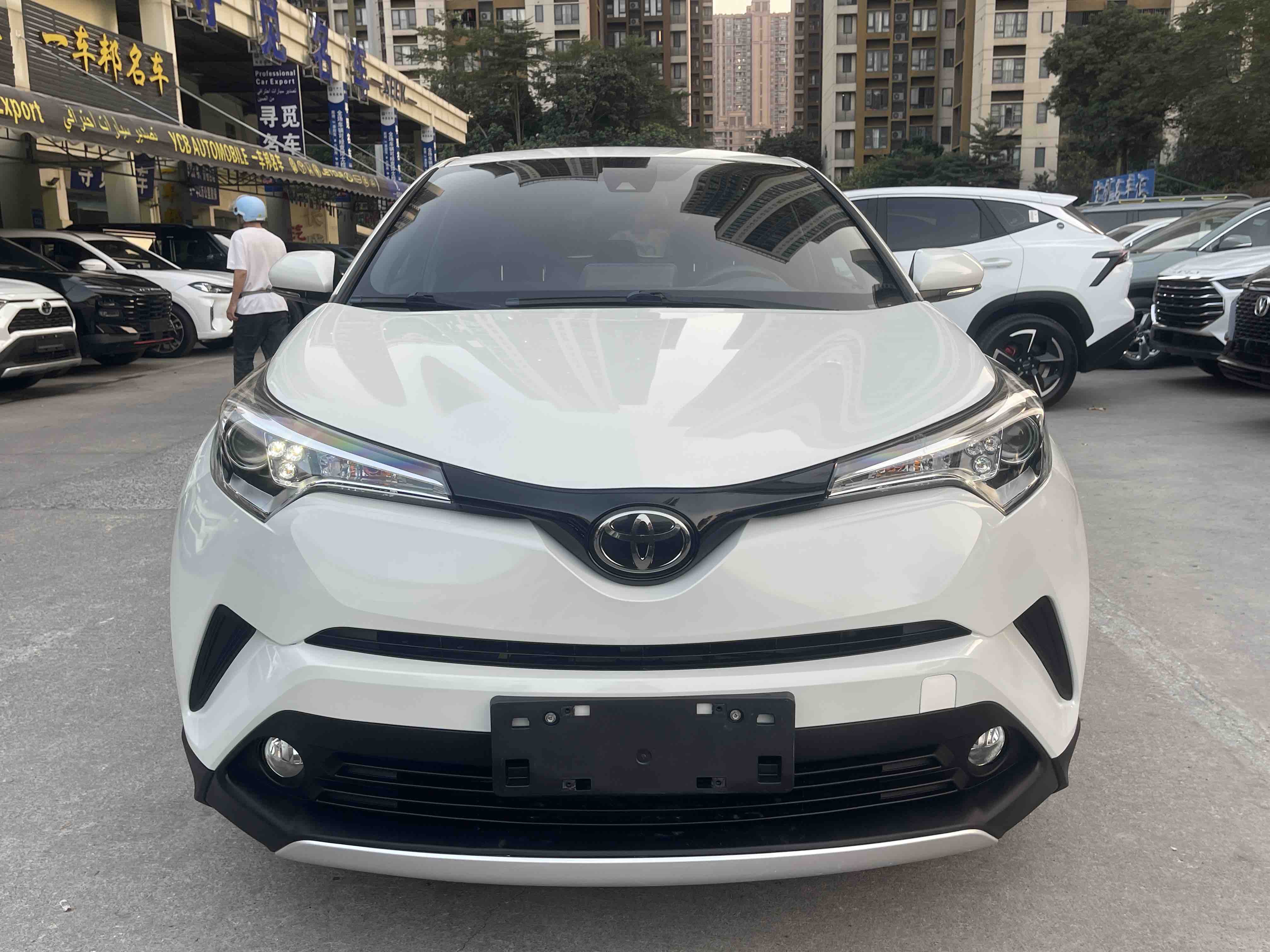 Toyota C-HR 2019 #2 Toyota C-HR 2019 immagine di auto #2