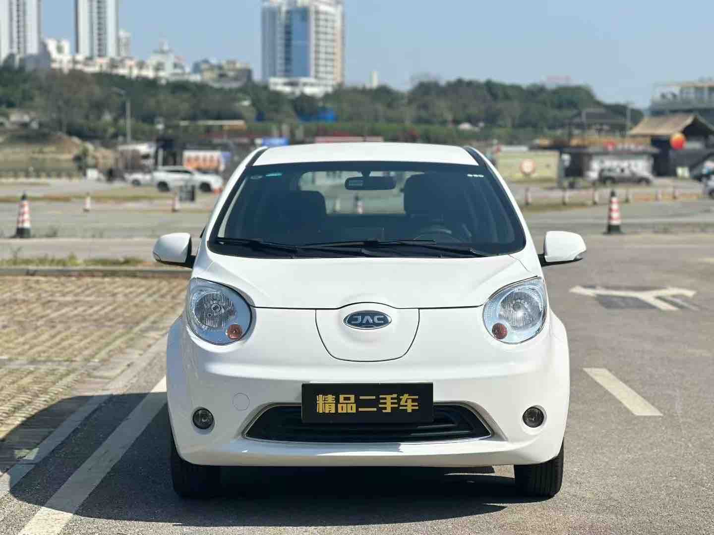 JAC 2019 #2 JAC 2019 صورة سيارة #2