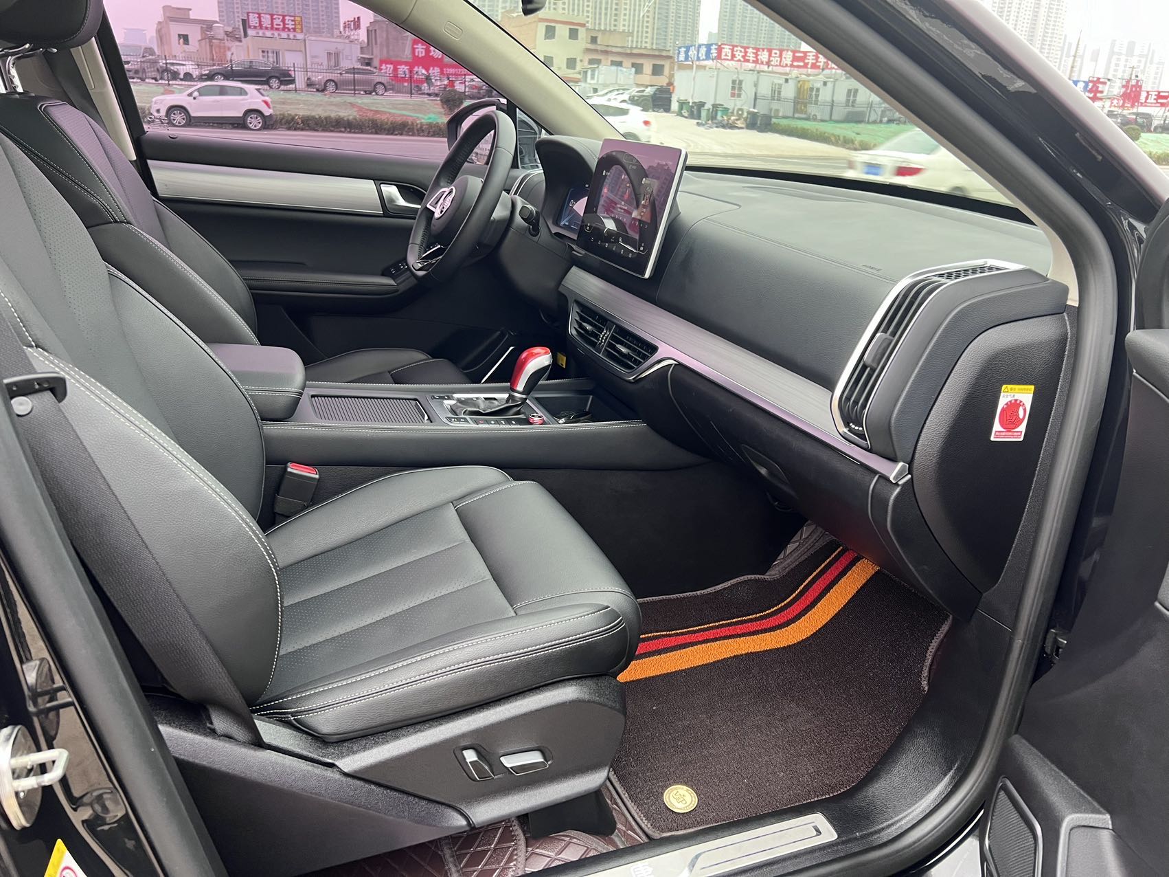 BYD Tang 2018 car image #2