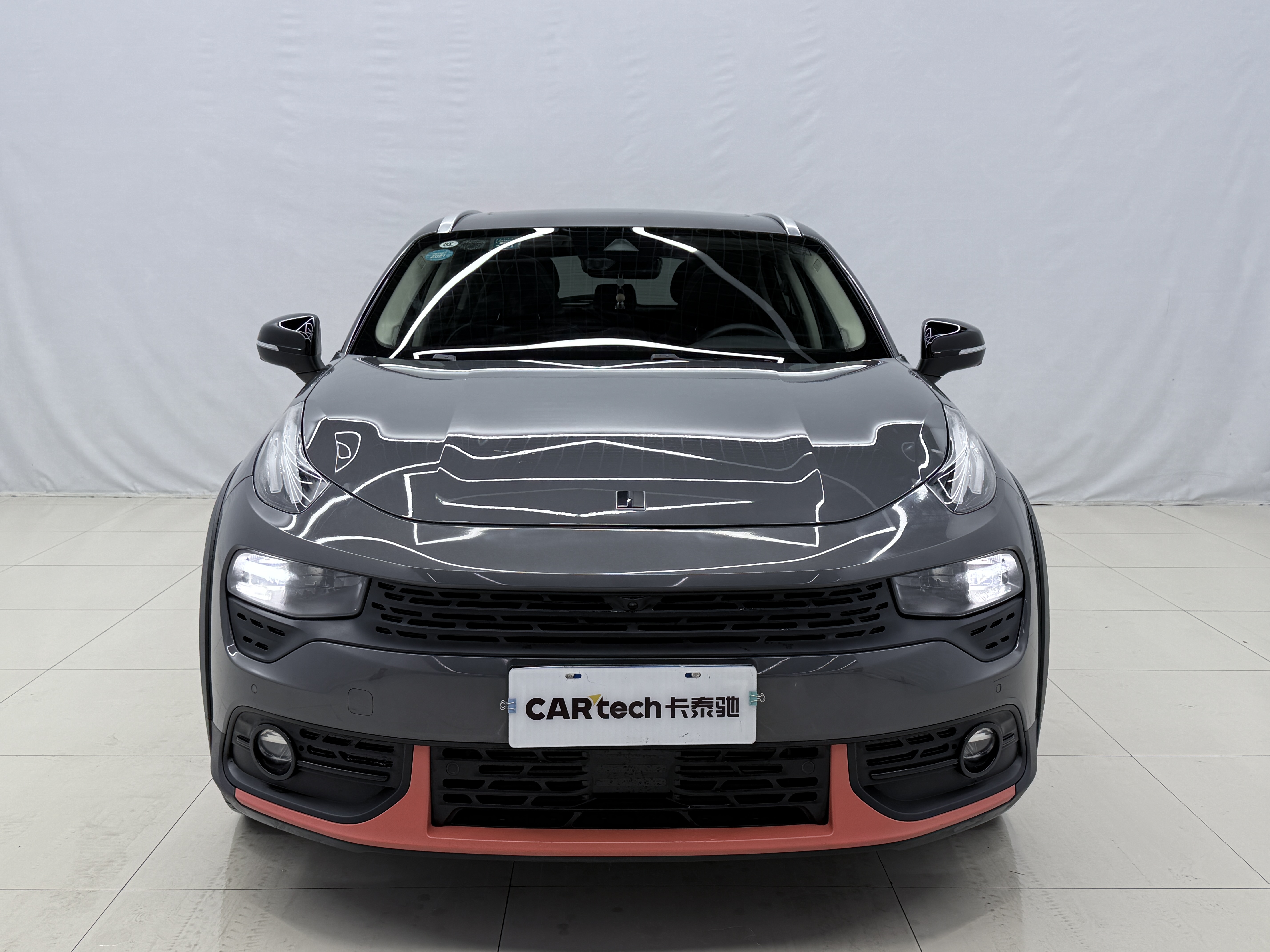 Lynk & Co 02 2019 #2 Lynk & Co 02 2019 car image #2