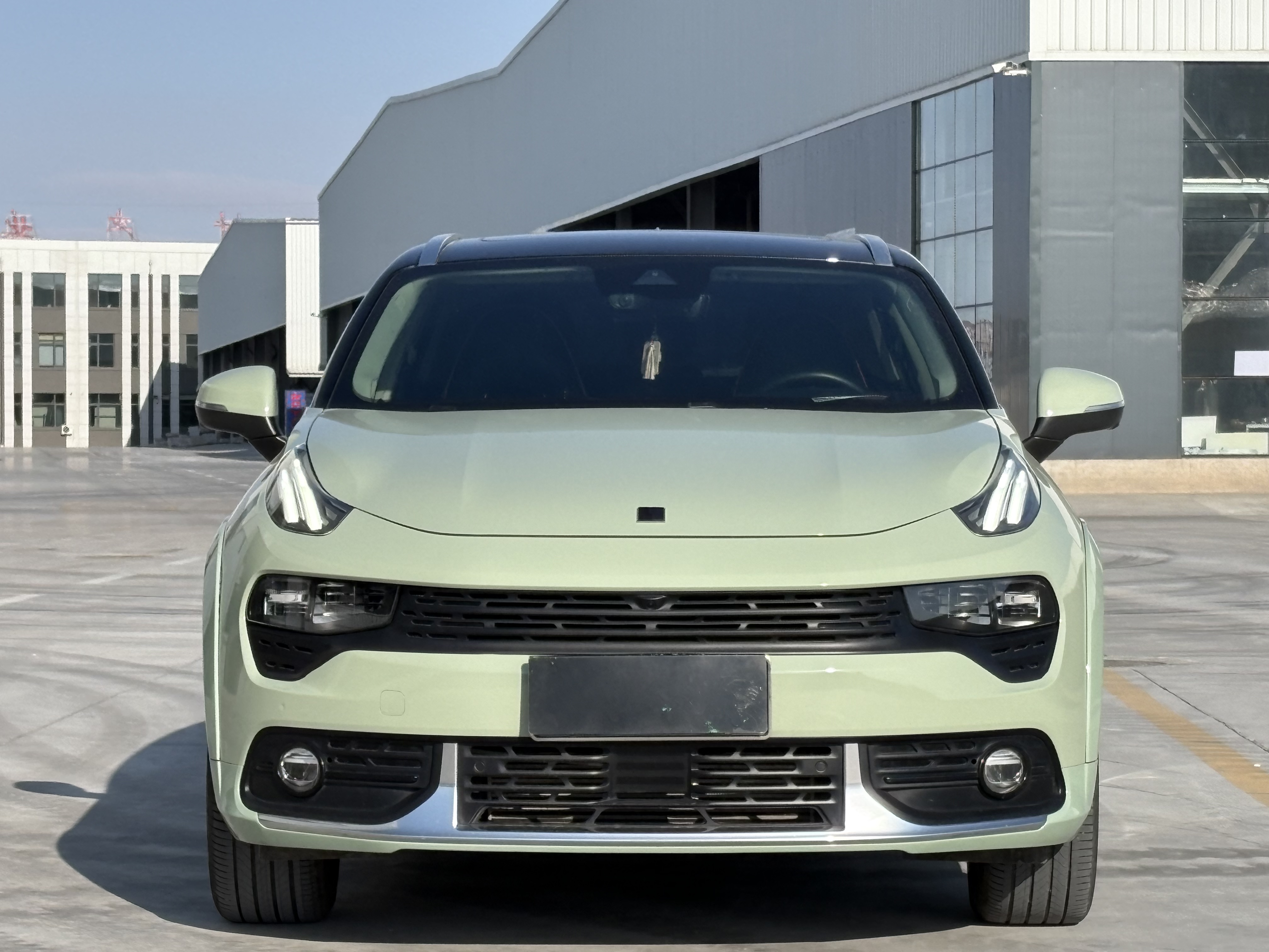 Lynk & Co 02 2019 #2 Lynk & Co 02 2019 car image #2