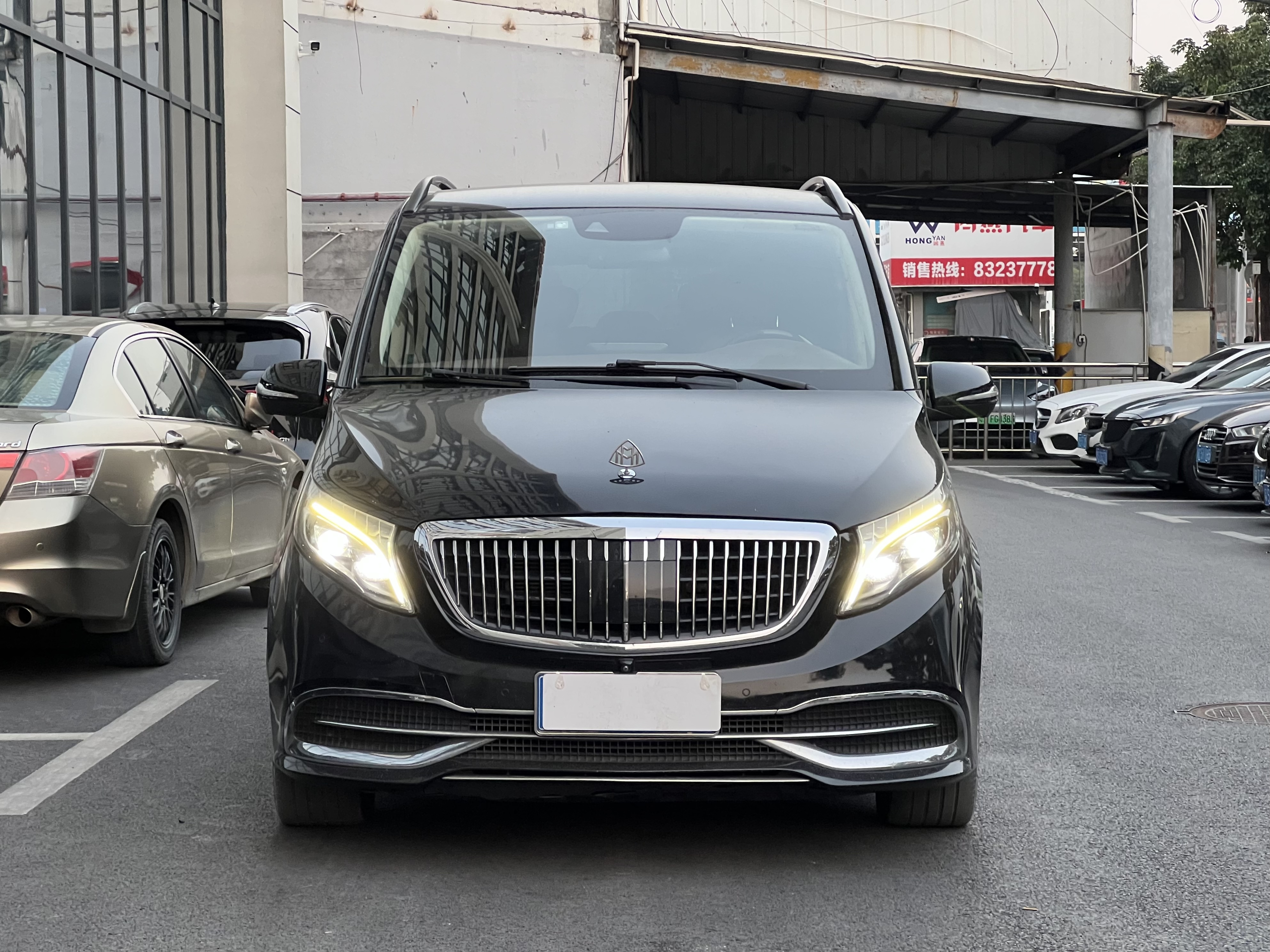 Mercedes-Benz V Class 2018 #2 Mercedes-Benz V Class 2018 car image #2