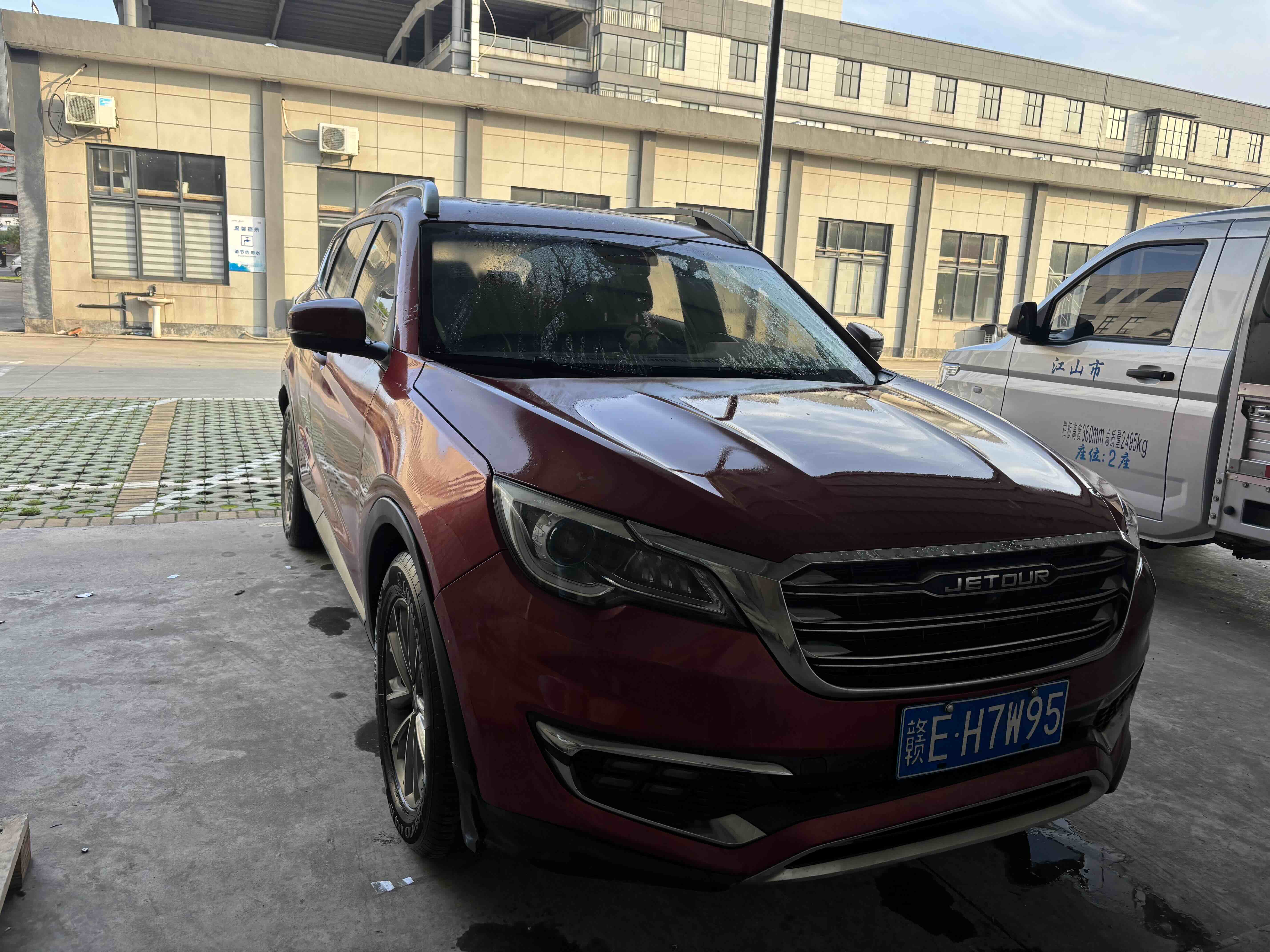 X70 2019 #2 X70 2019 car image #2