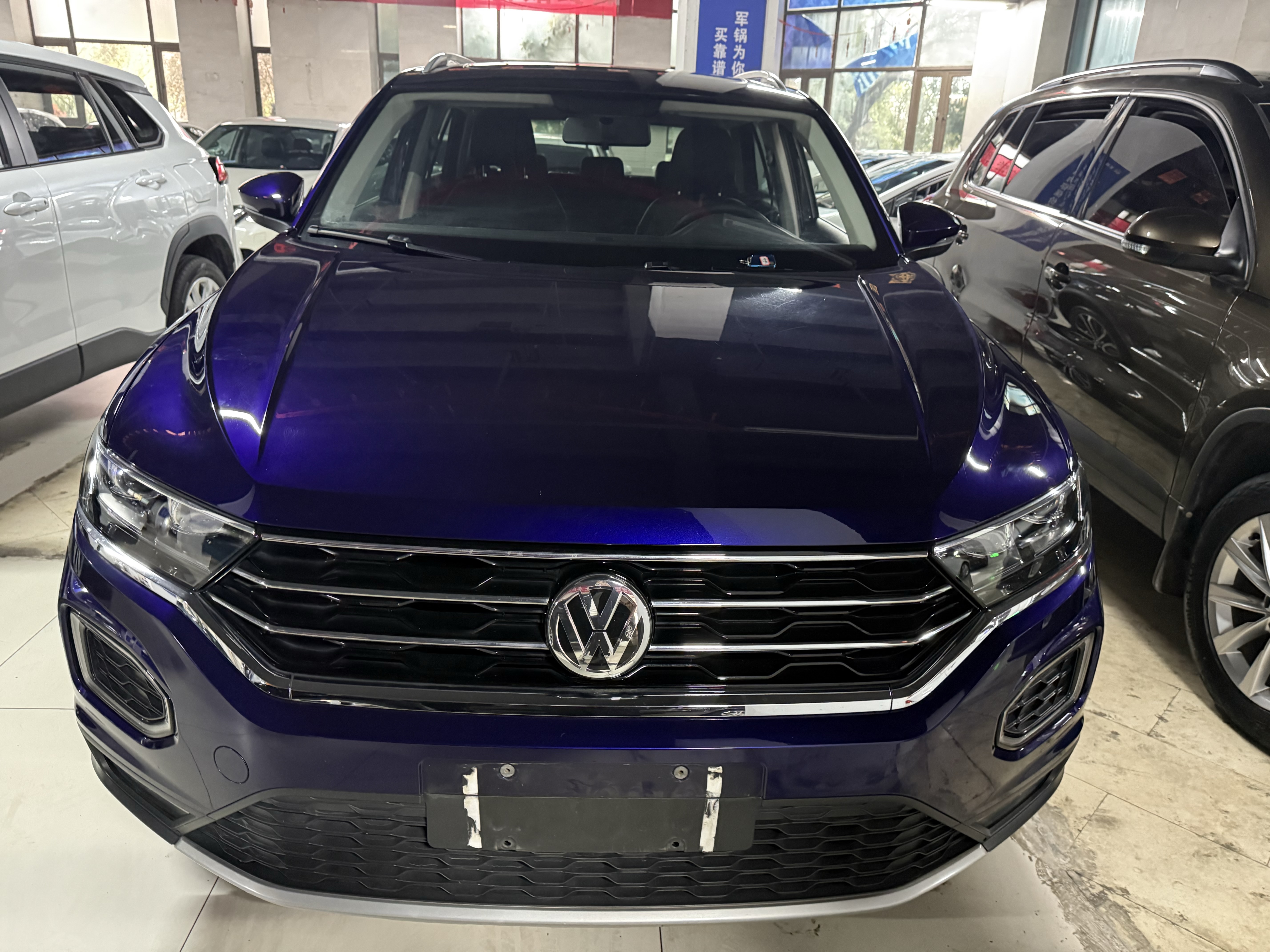 T-Roc 2019 #2 T-Roc 2019 car image #2