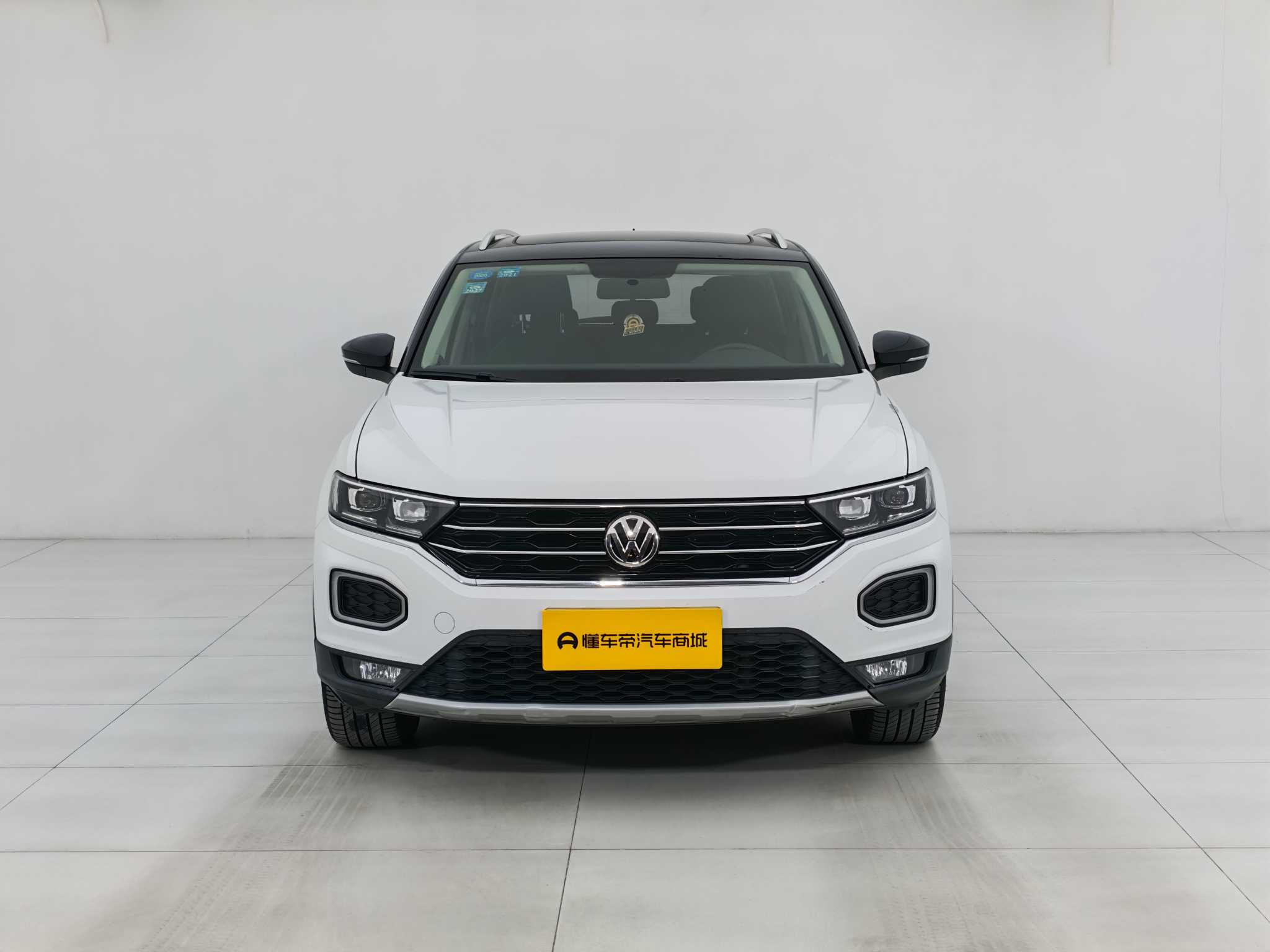 Volkswagen T-Roc 2019 #2 Volkswagen T-Roc 2019 car image #2