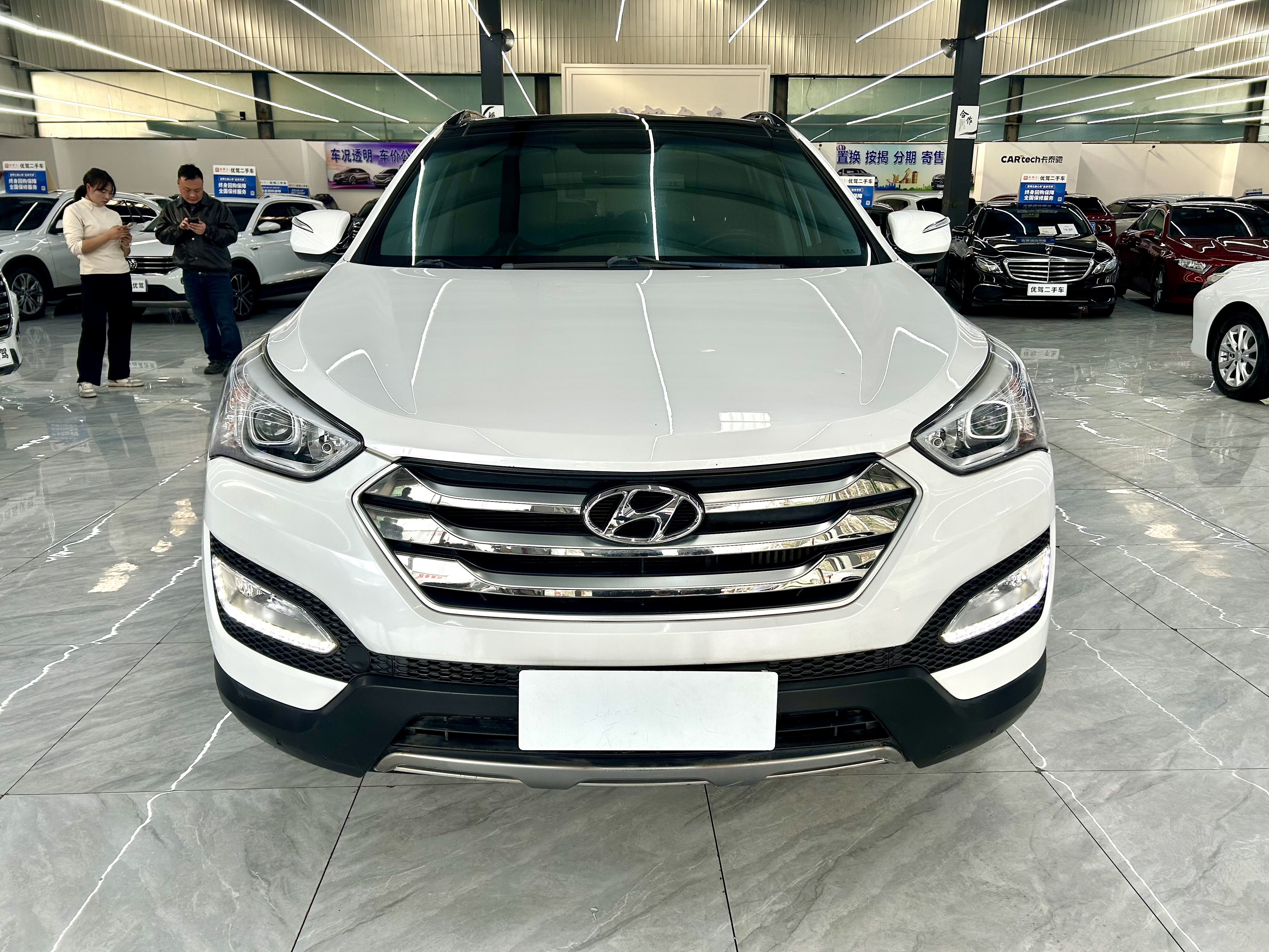 Hyundai Santa Fe 2016 #2 Hyundai Santa Fe 2016 car image #2