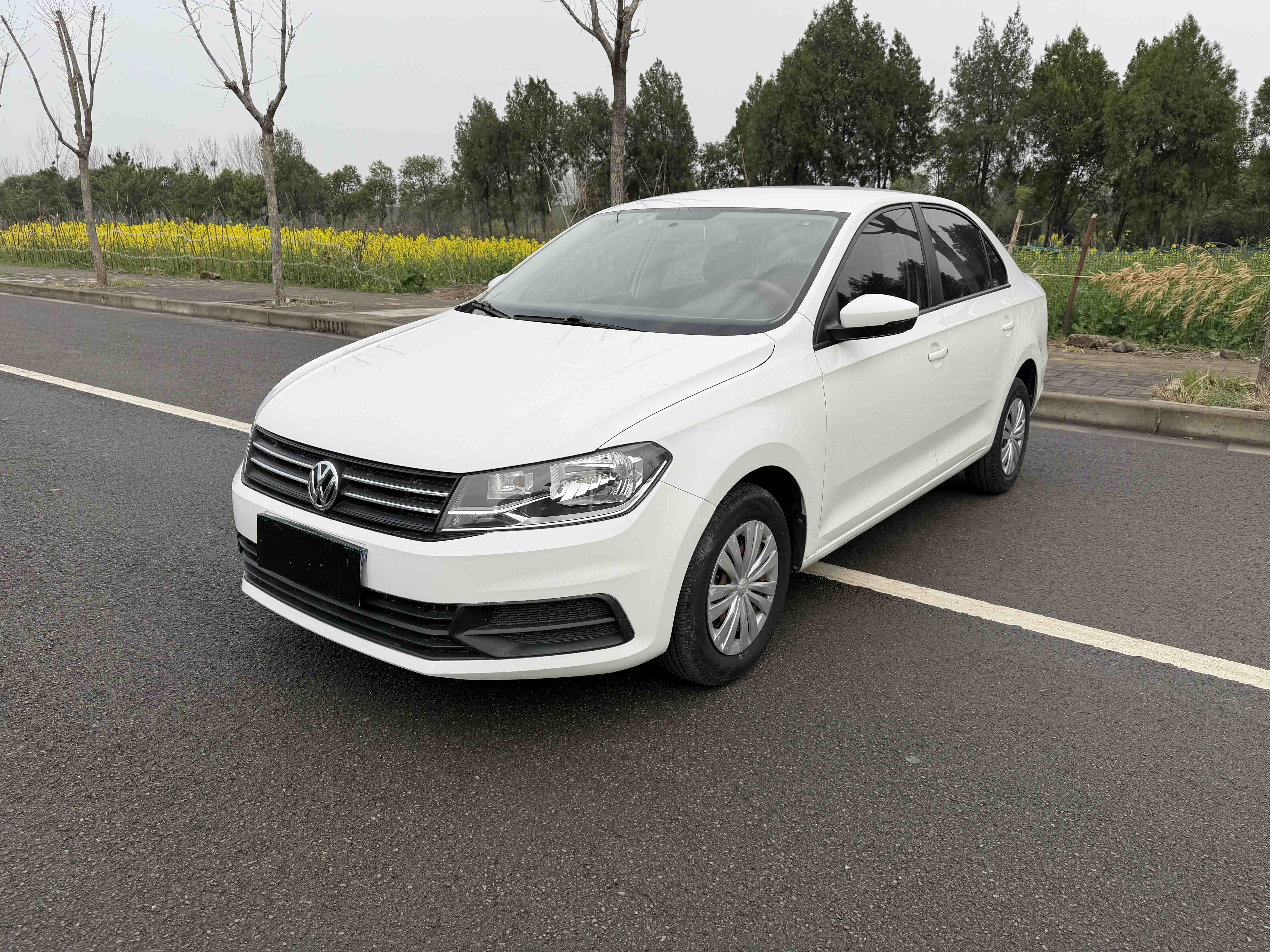 Santana 2019 #2 Santana 2019 car image #2