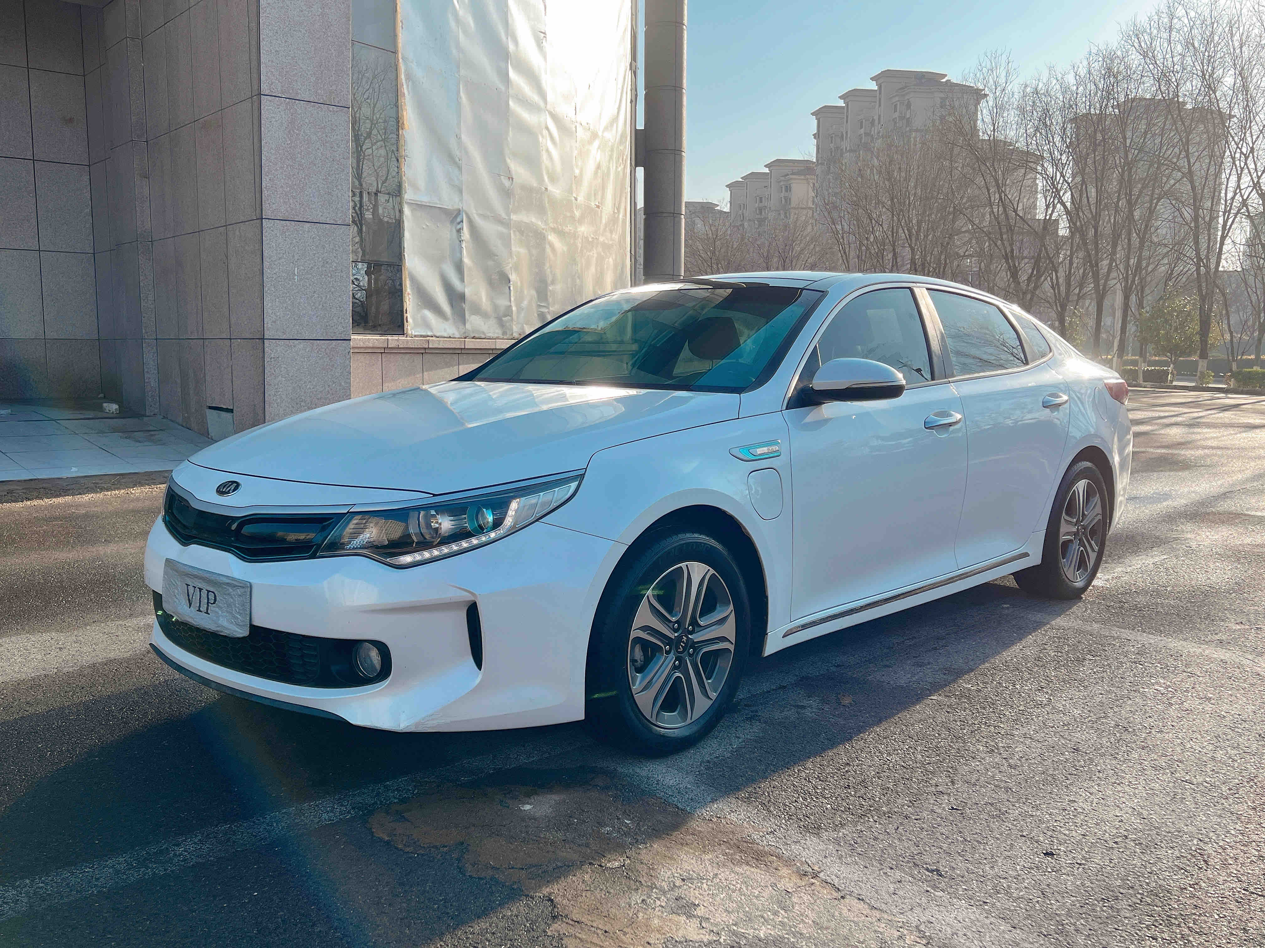 起亚 起亚K5新能源 2019 汽车图片 #2