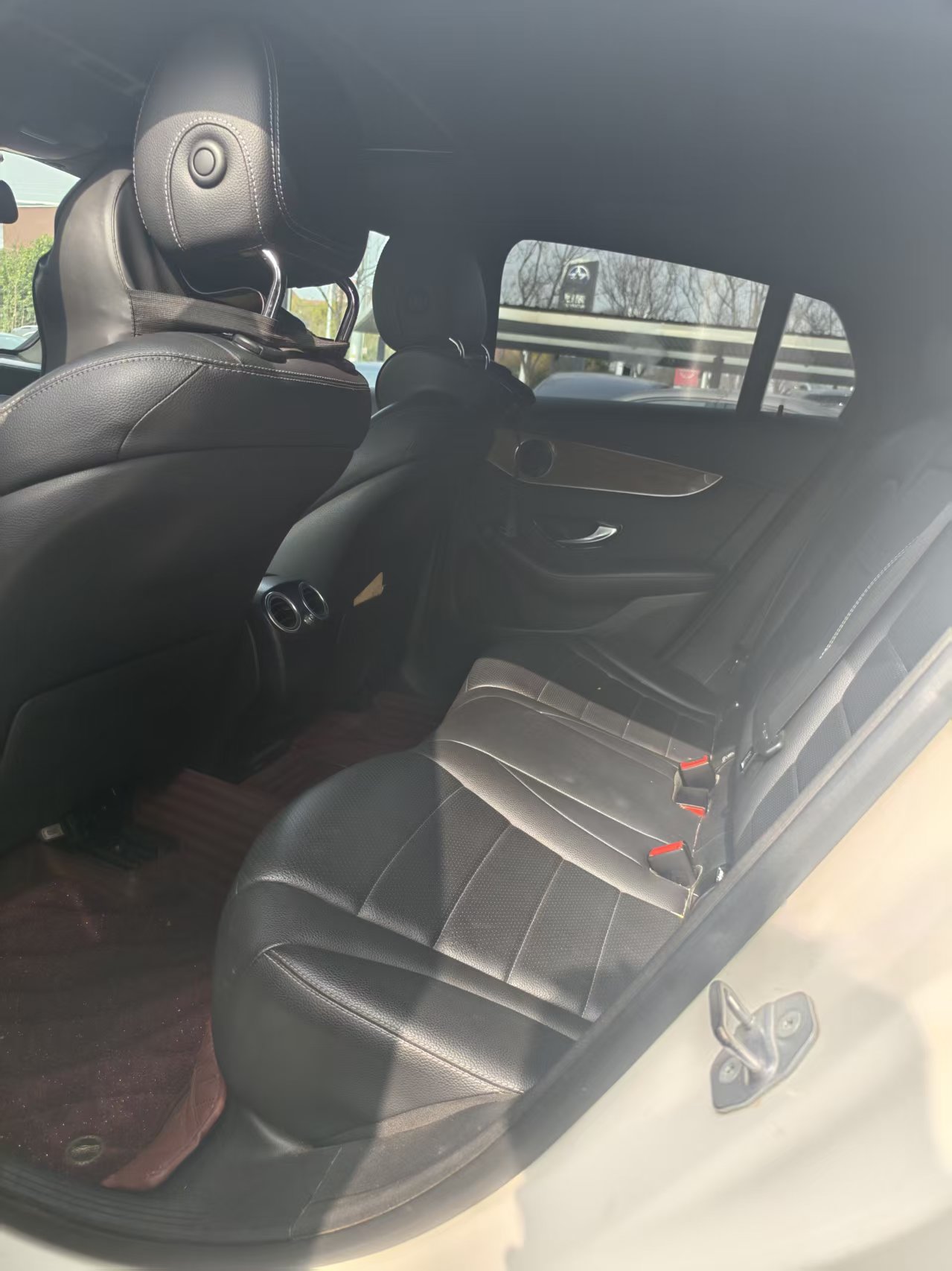 Mercedes-Benz GLC Coupe 2019 immagine di auto #2