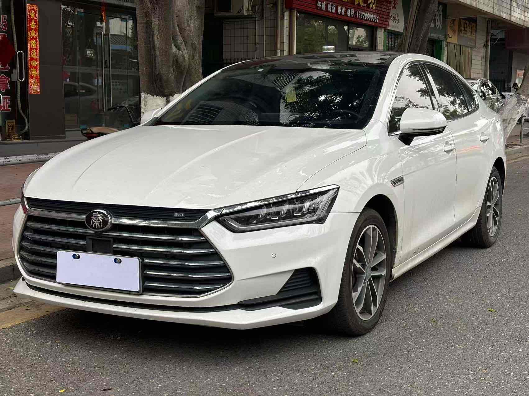 BYD Qin Pro 2018 #2 BYD Qin Pro 2018 car image #2
