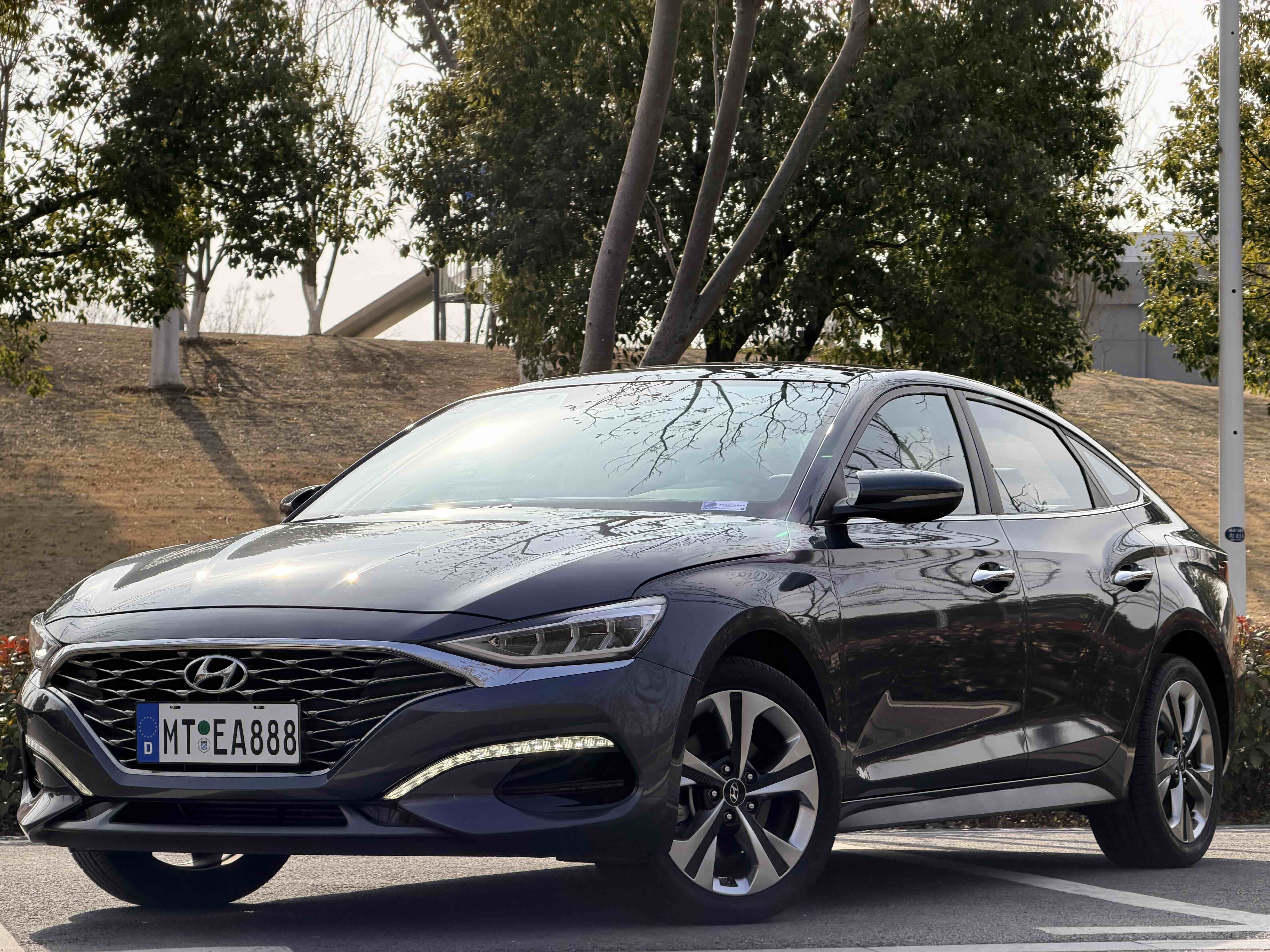 Hyundai Lafesta 2020 #2 Hyundai Lafesta 2020 car image #2