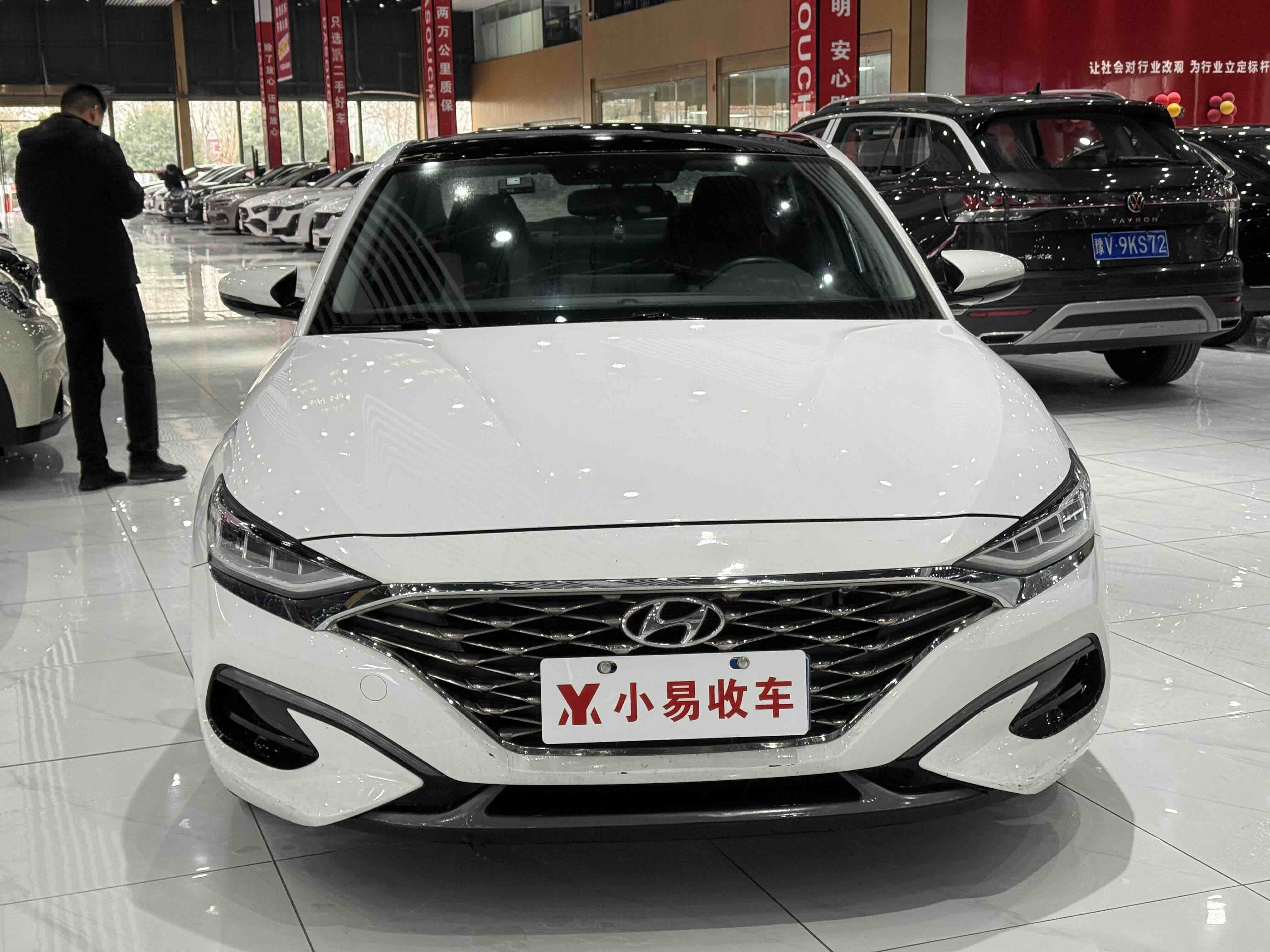 Hyundai Lafesta 2020 car image #2