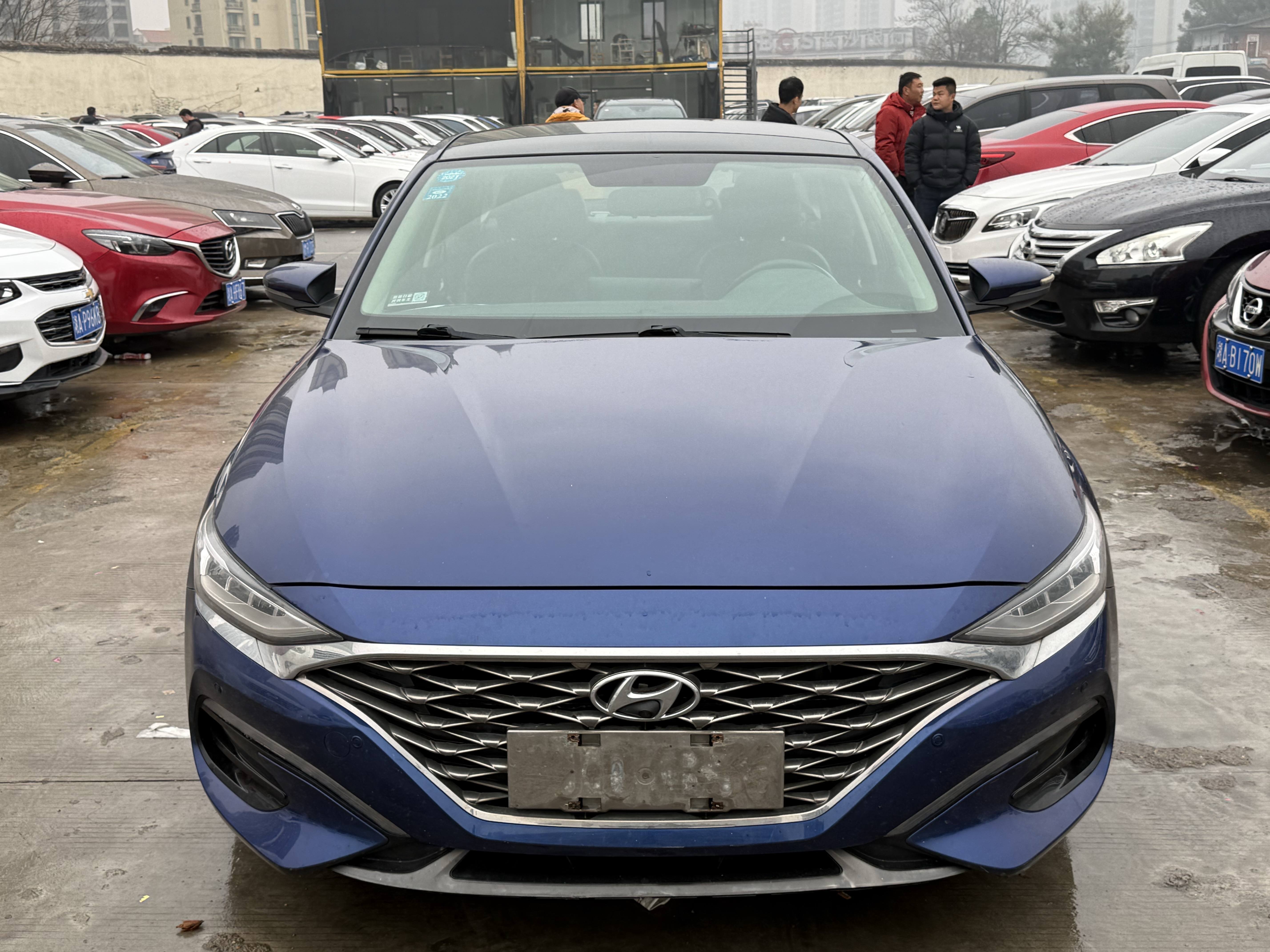 Hyundai Lafesta 2020 car image #2