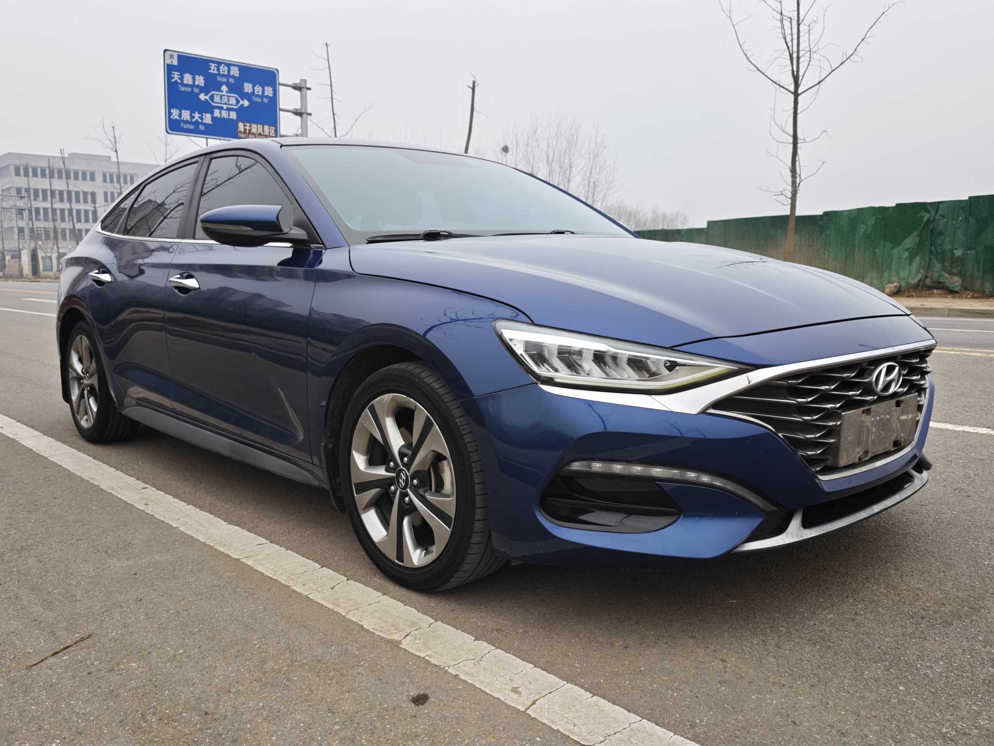 Hyundai Lafesta 2019 #2 Hyundai Lafesta 2019 car image #2