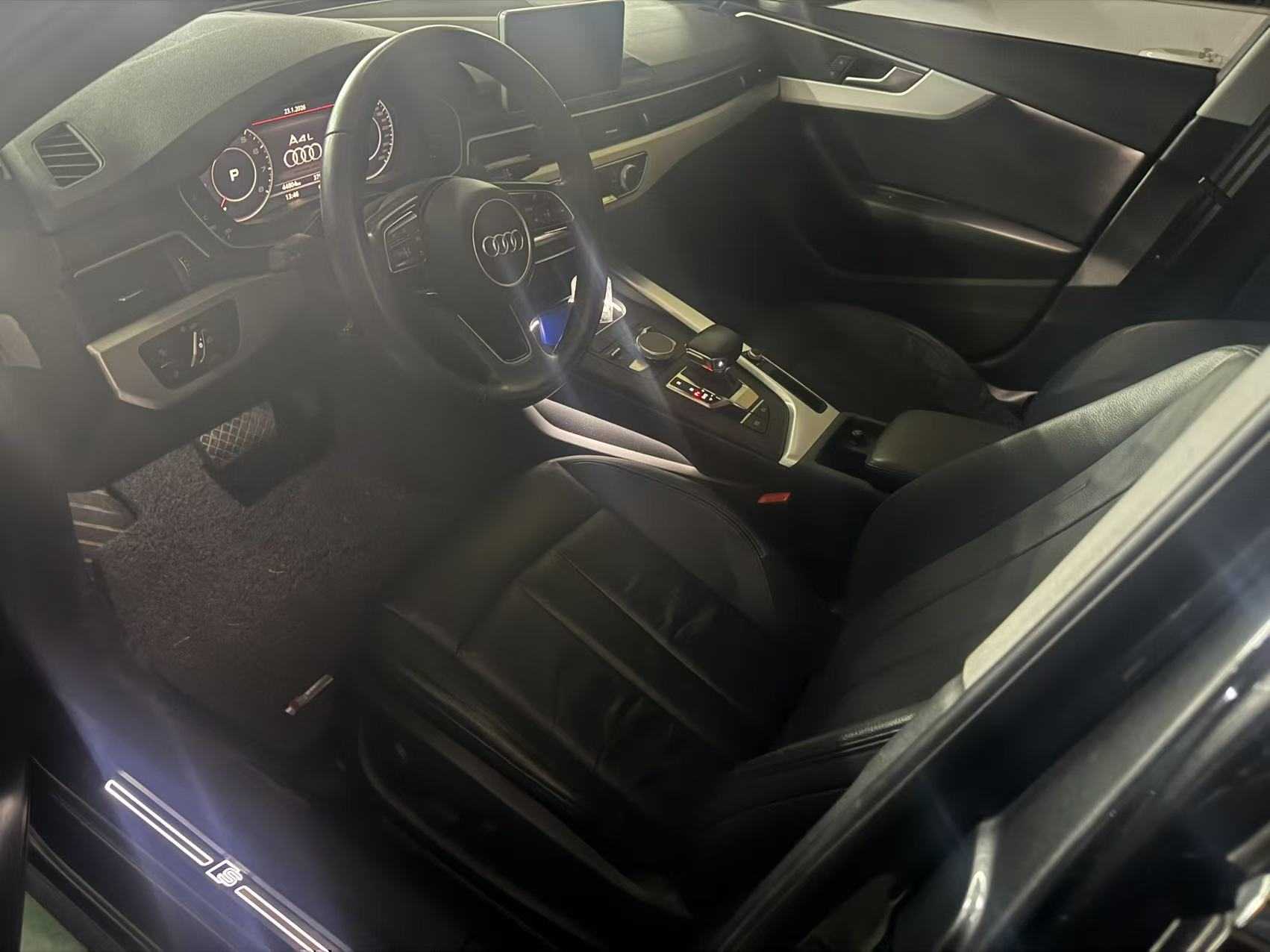 Audi A4L 2019 #2 Audi A4L 2019 car image #2