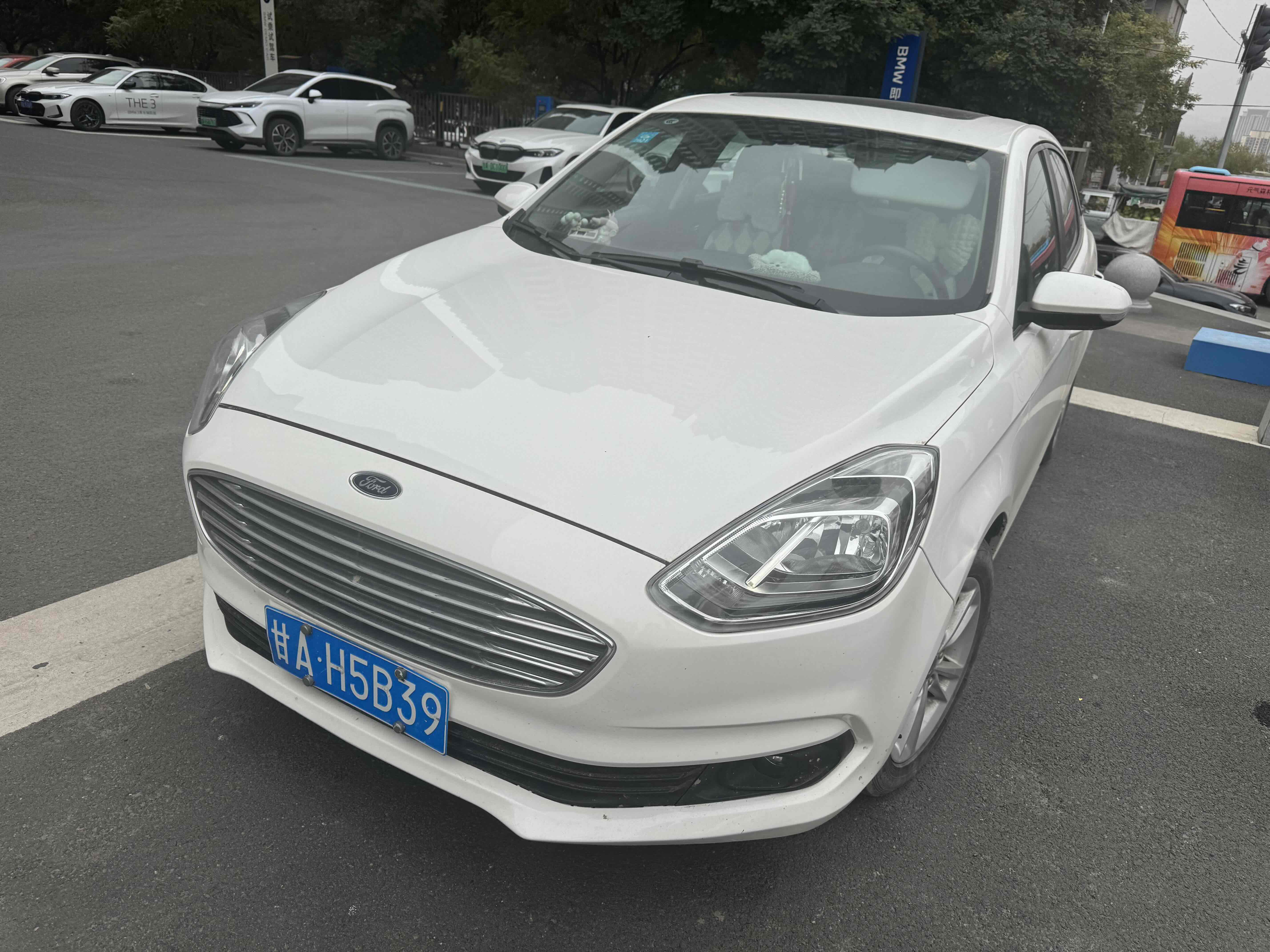 Ford Escort 2019 #2 Ford Escort 2019 immagine di auto #2