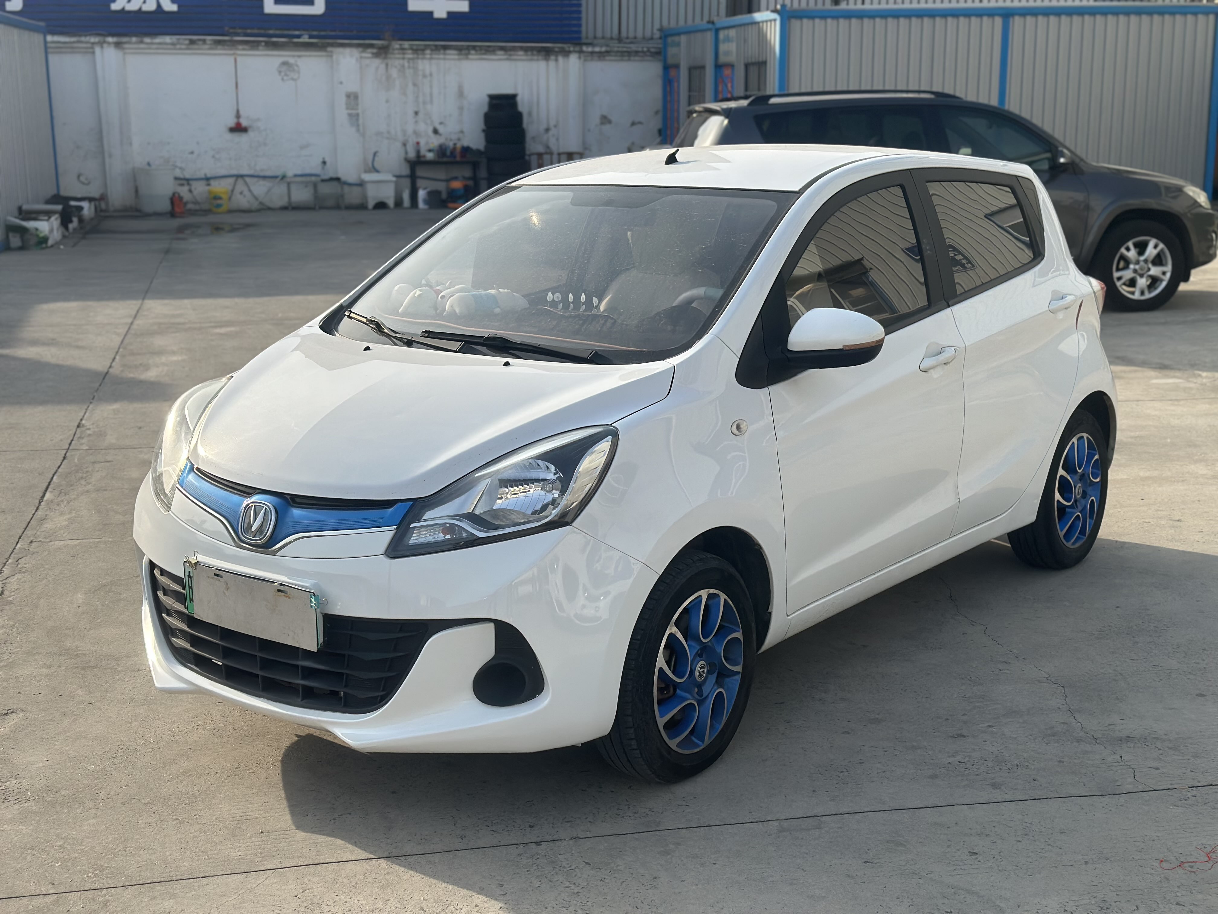 Changan BenBen EV 2018 car image #2
