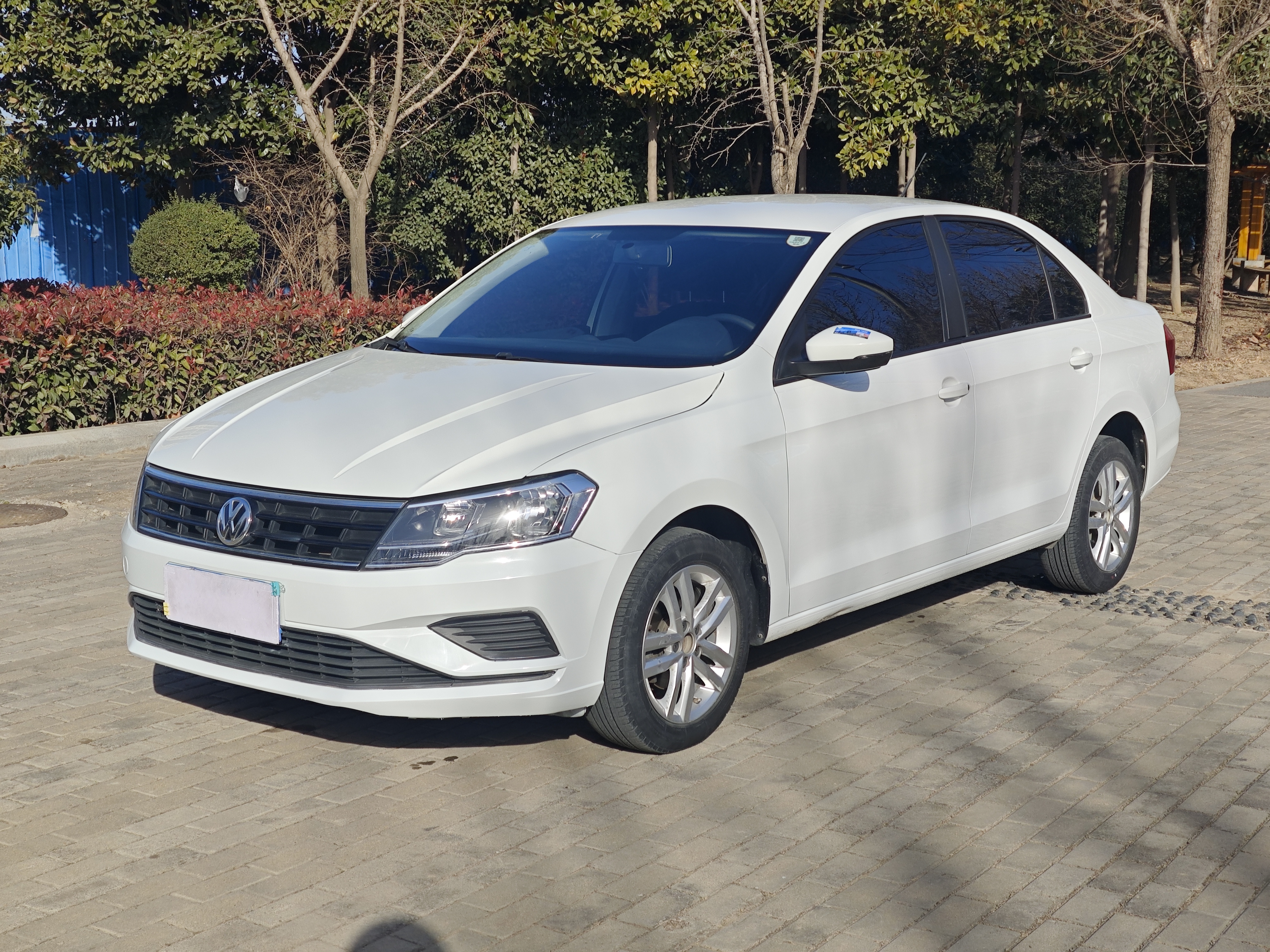 Volkswagen Jetta 2019 immagine di auto #2