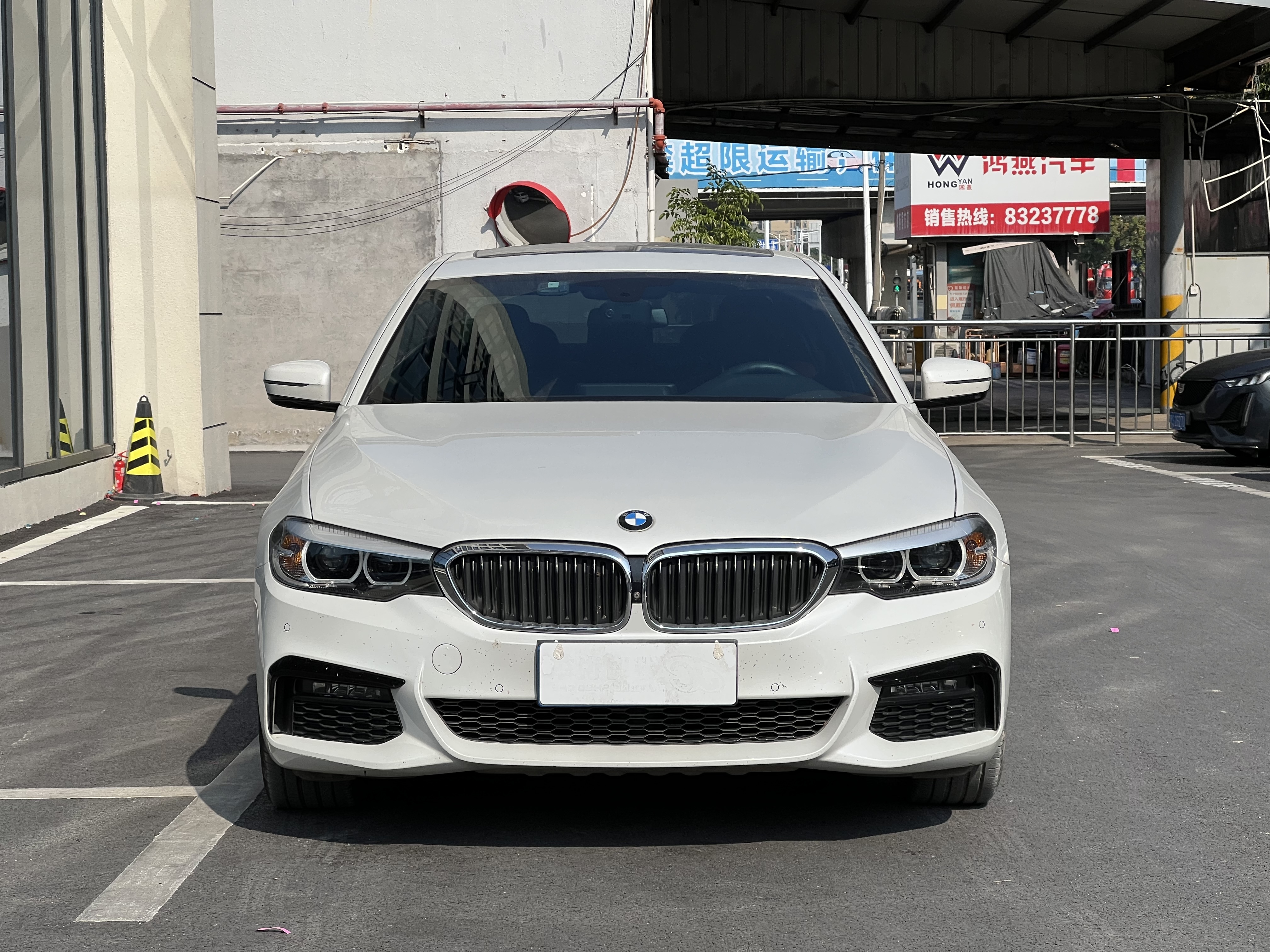 BMW 5 Series 2019 car image #2