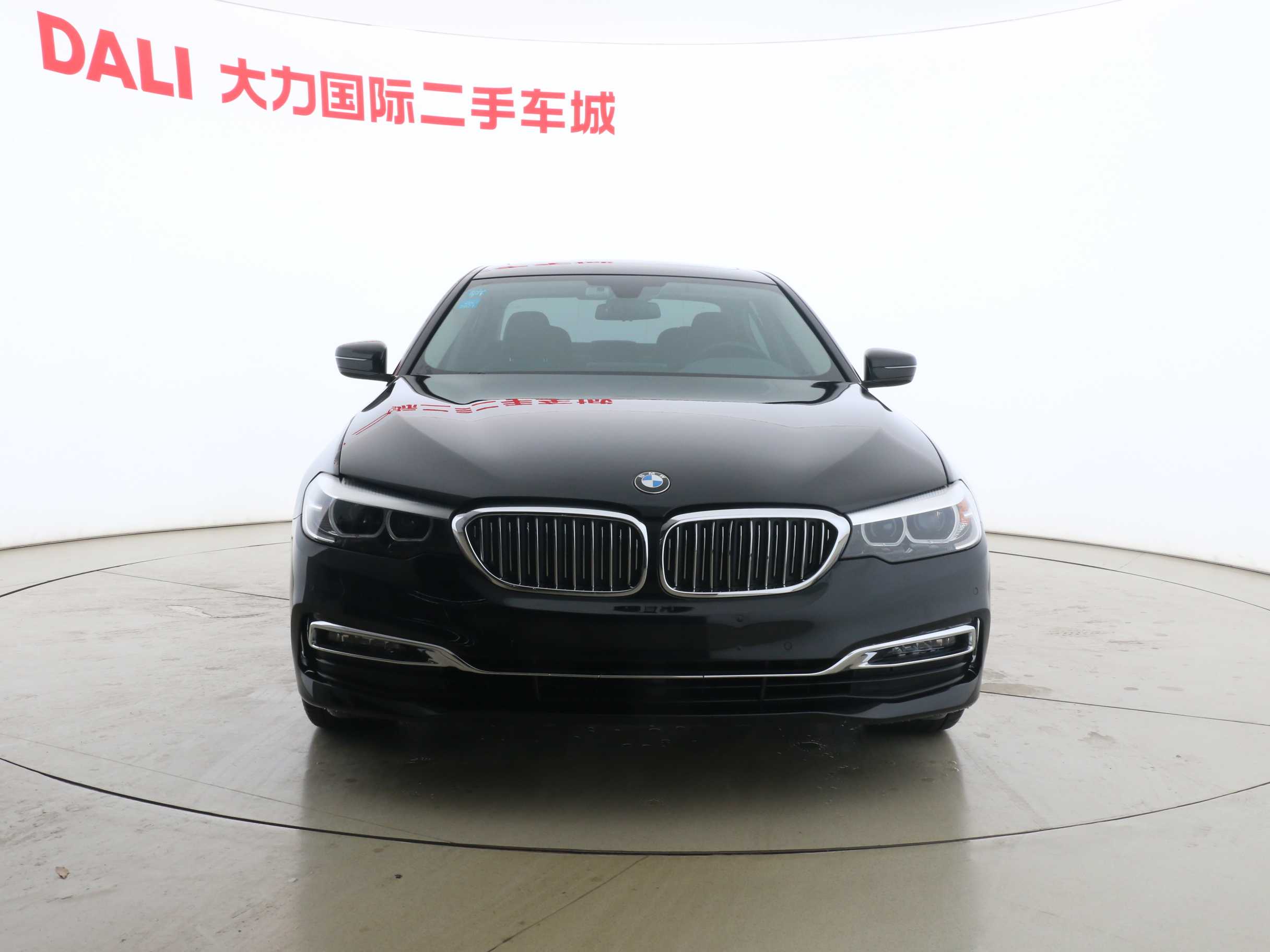 BMW 5 Series 2019 car image #2