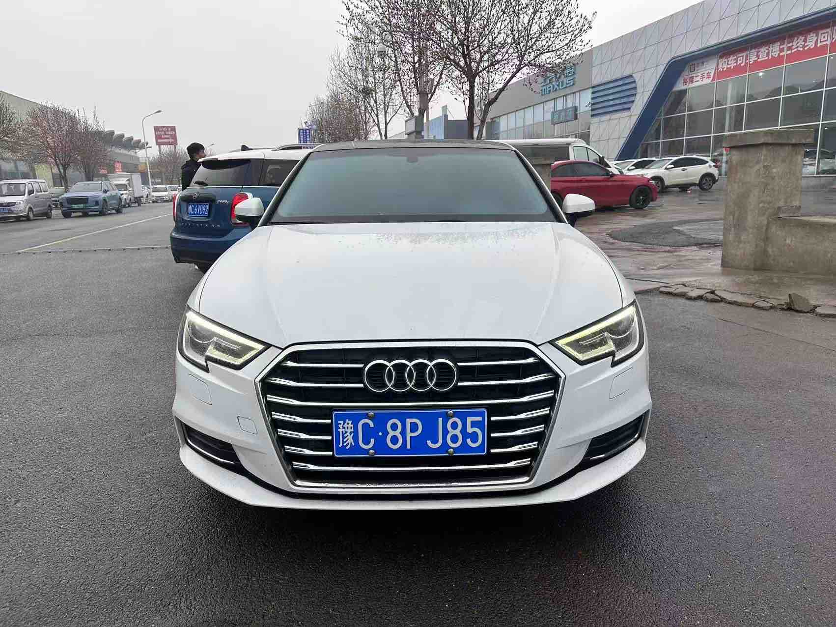 Audi A3 2019 car image #2