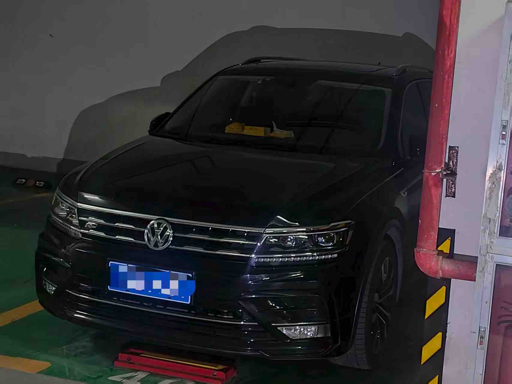Volkswagen Tiguan L 2019 #2 Volkswagen Tiguan L 2019 car image #2