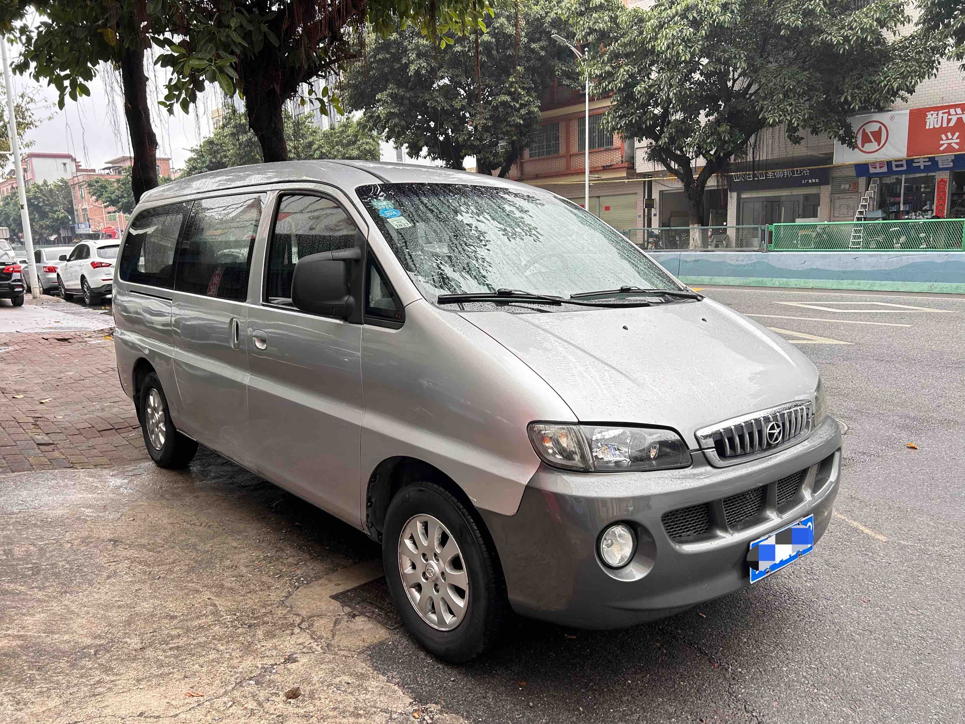 JAC 2015 #2 JAC 2015 car image #2