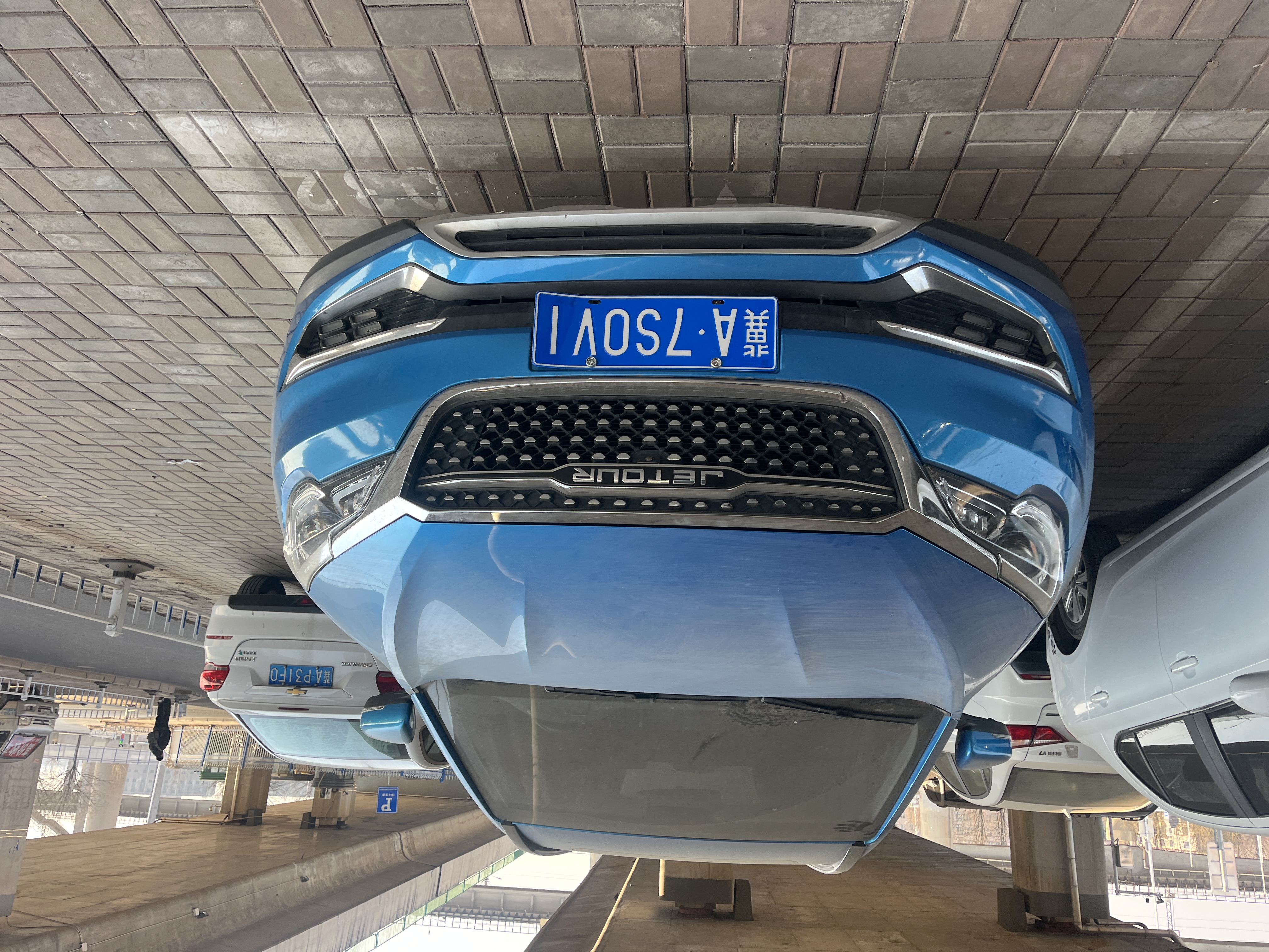 Jetour 2019 car image #2