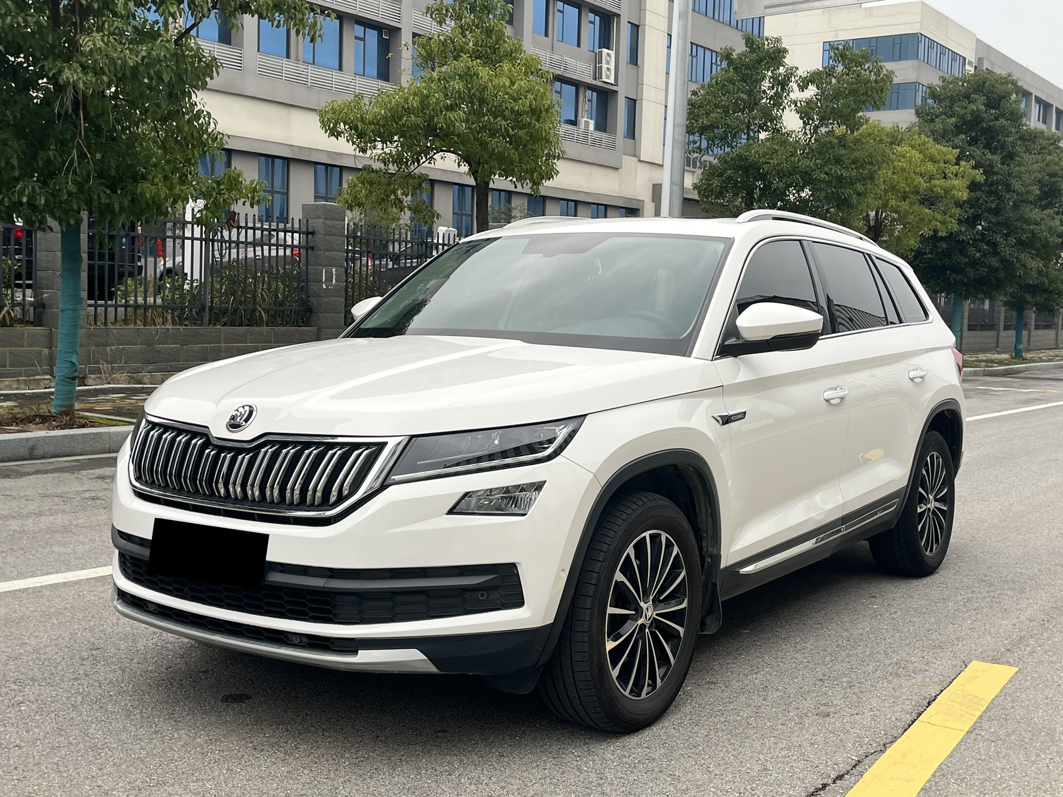 Skoda Kodiaq 2019 изображение автомобиля #2