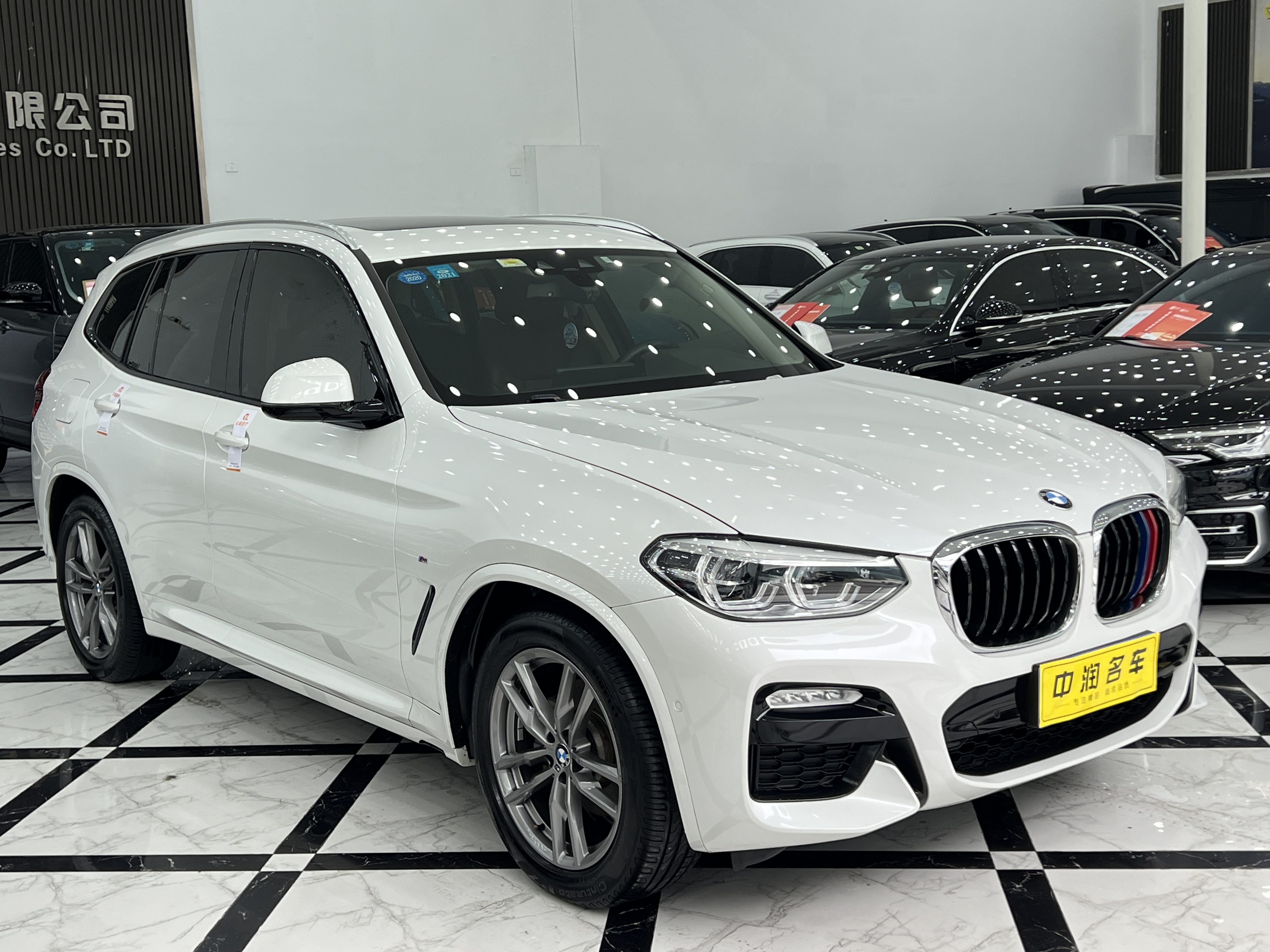 BMW X3 2019 #2 BMW X3 2019 car image #2