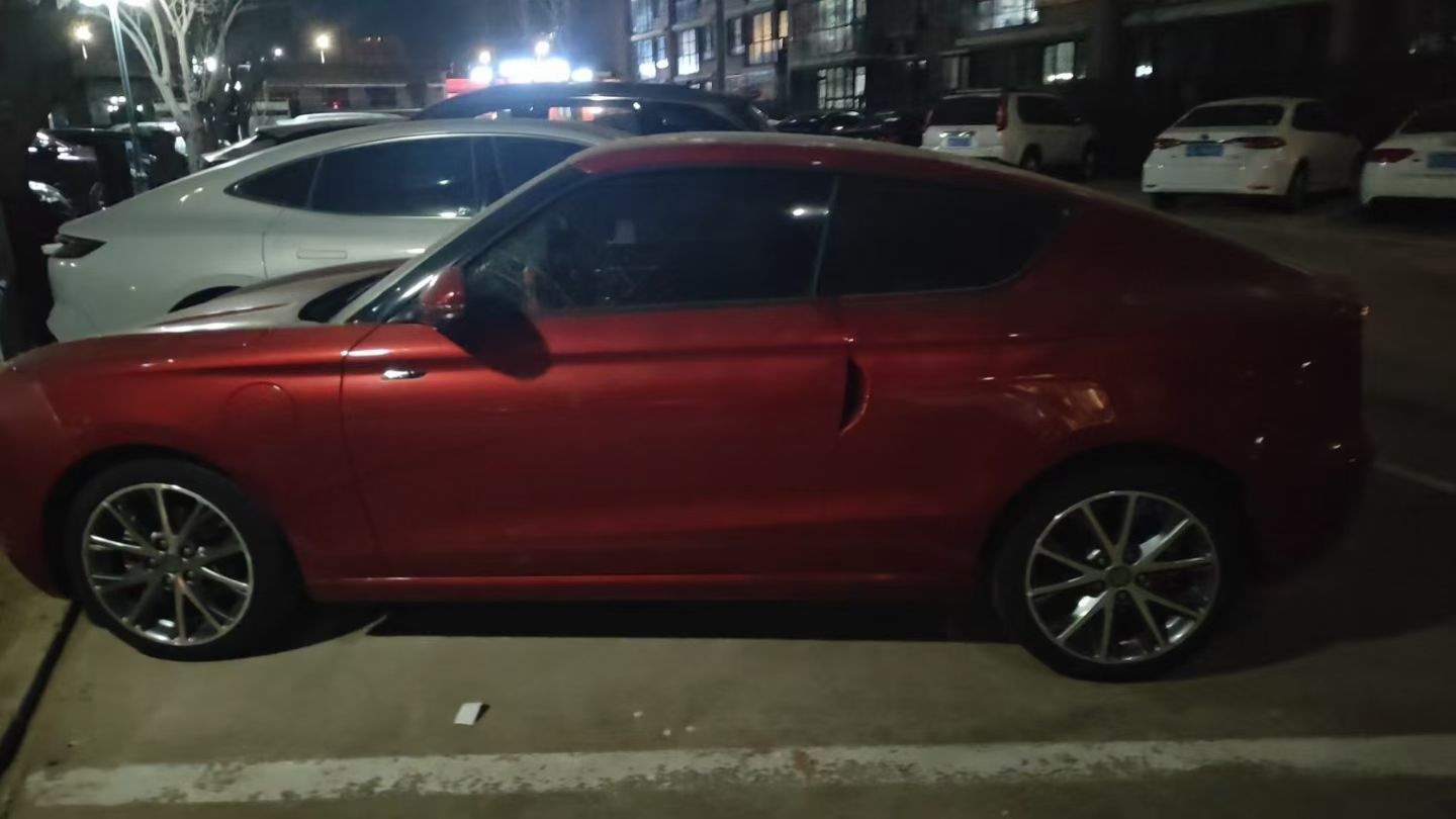 零跑汽车 零跑S01 2020 汽车图片 #2