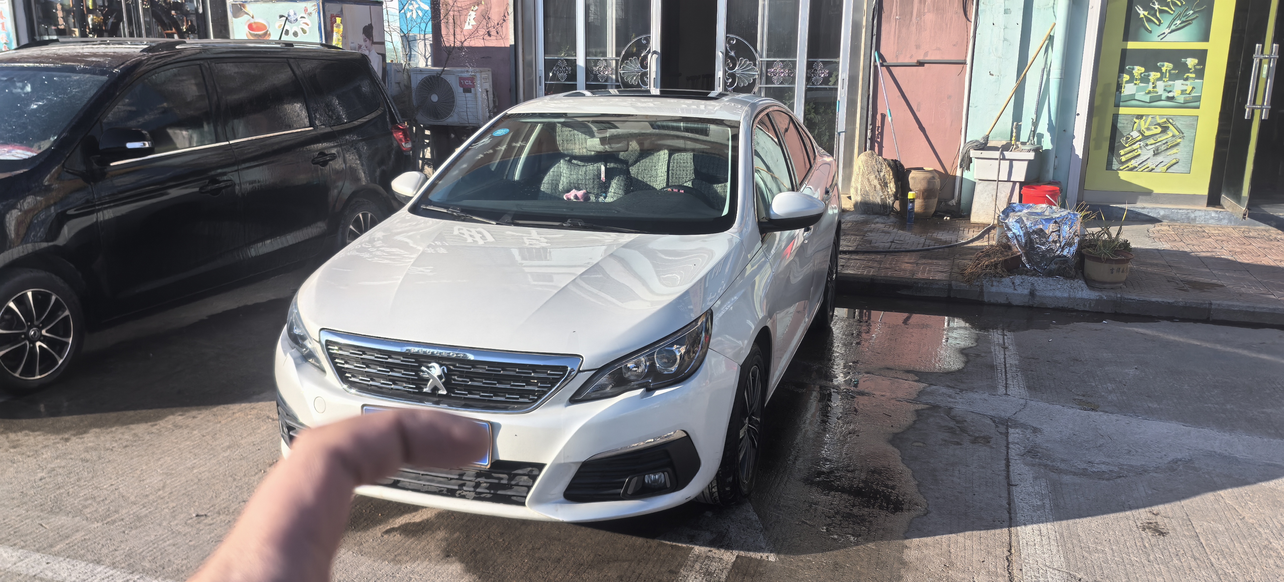 Peugeot 308 2017 #2 Peugeot 308 2017 car image #2