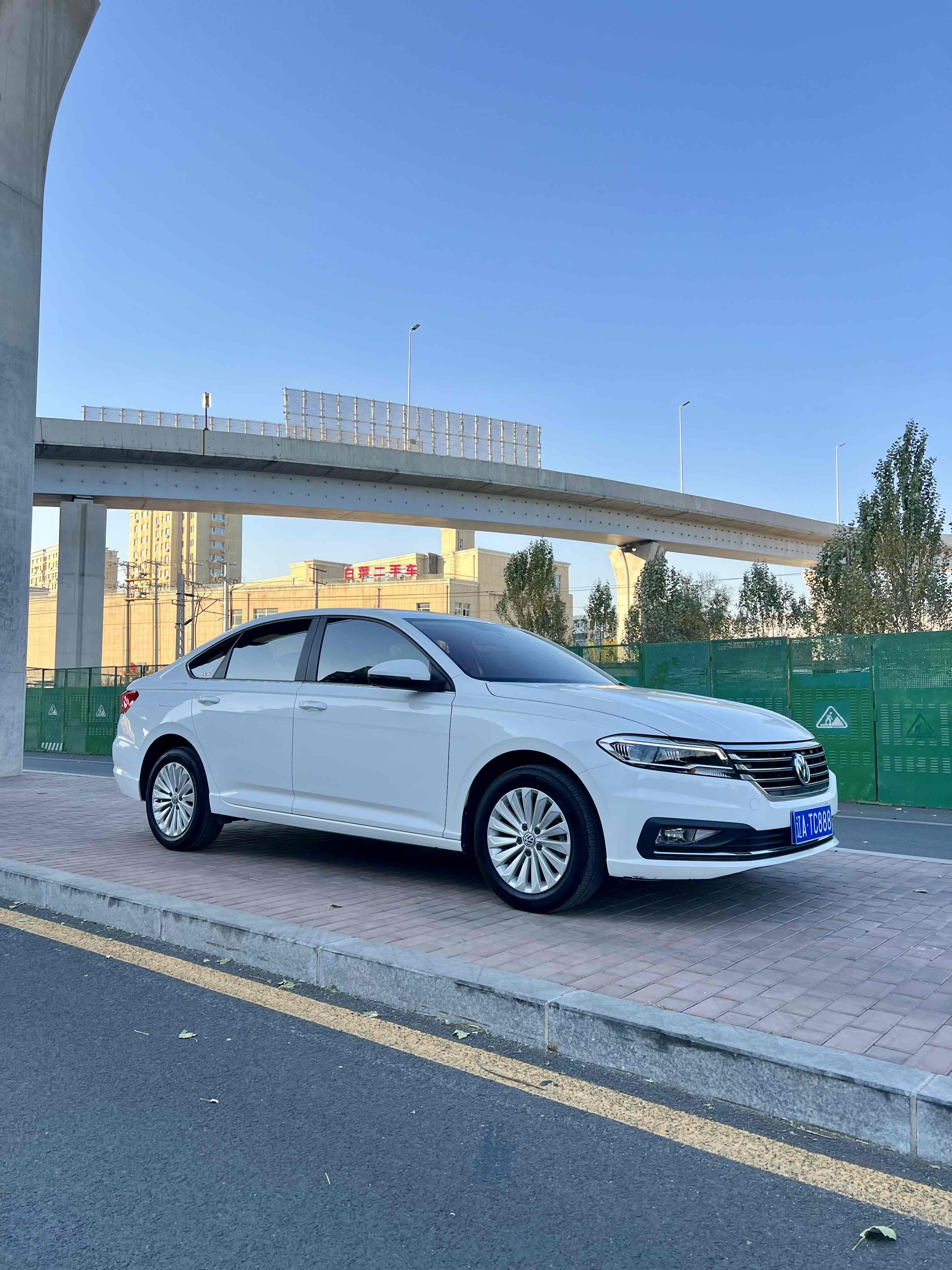 Volkswagen Lavida 2020 car image #2