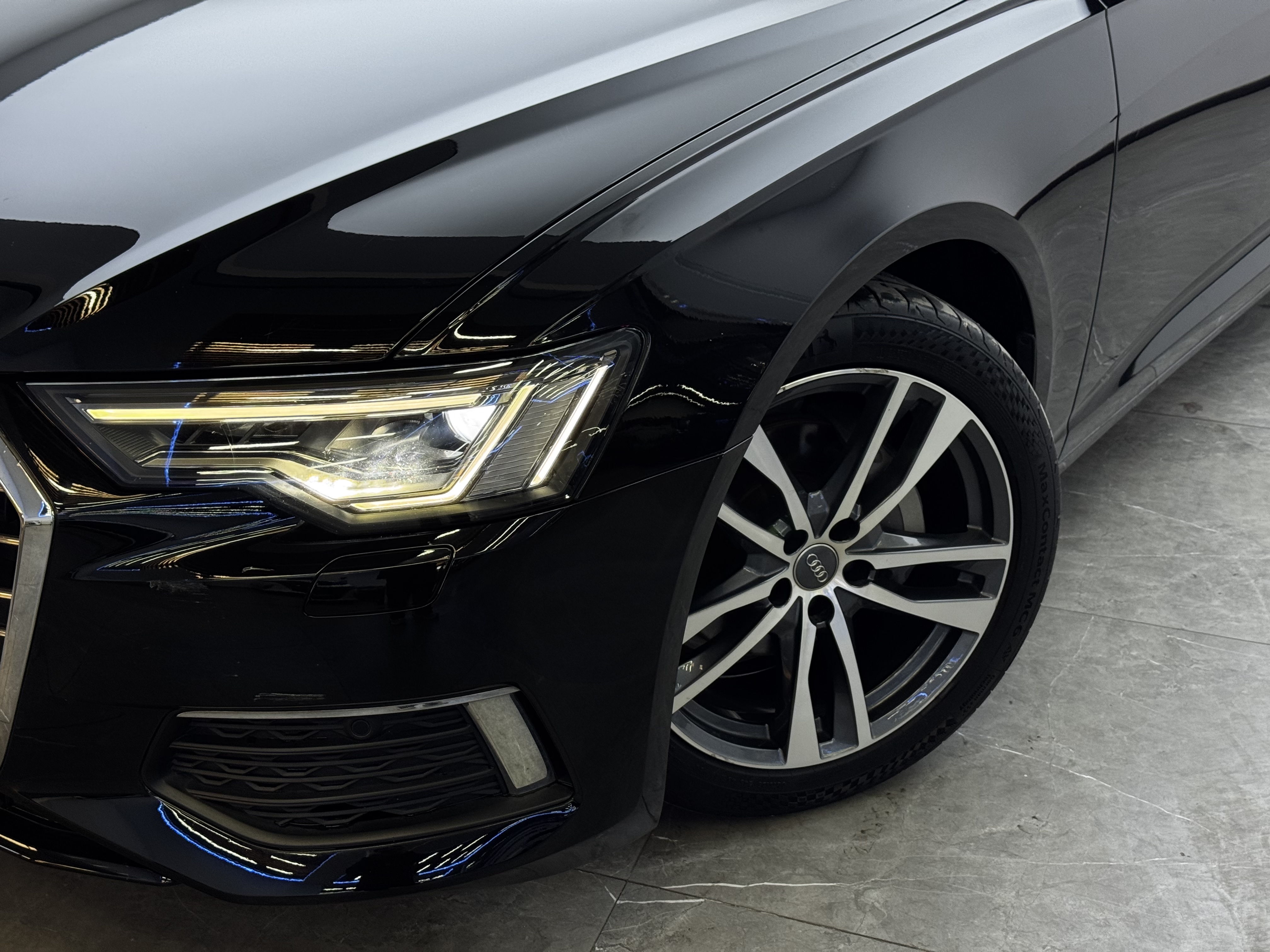 Audi A6L 2020 car image #2