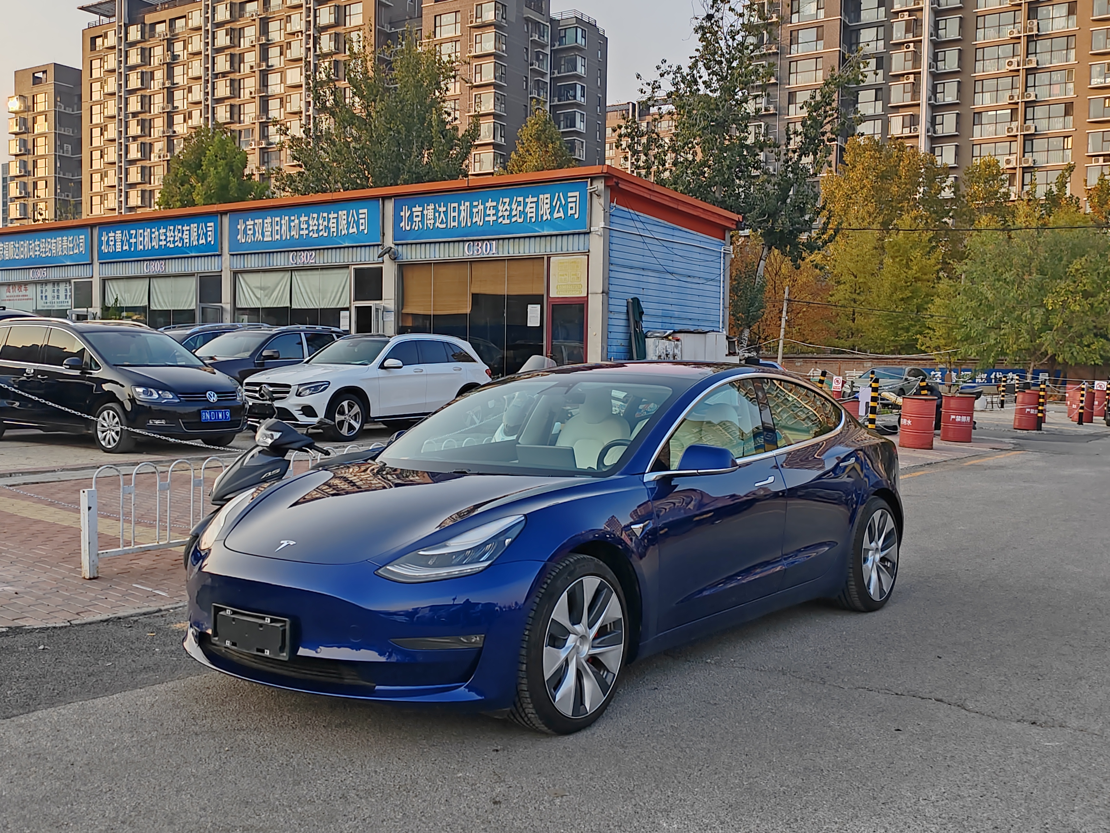 特斯拉 Model 3(进口) 2019 汽车图片 #2