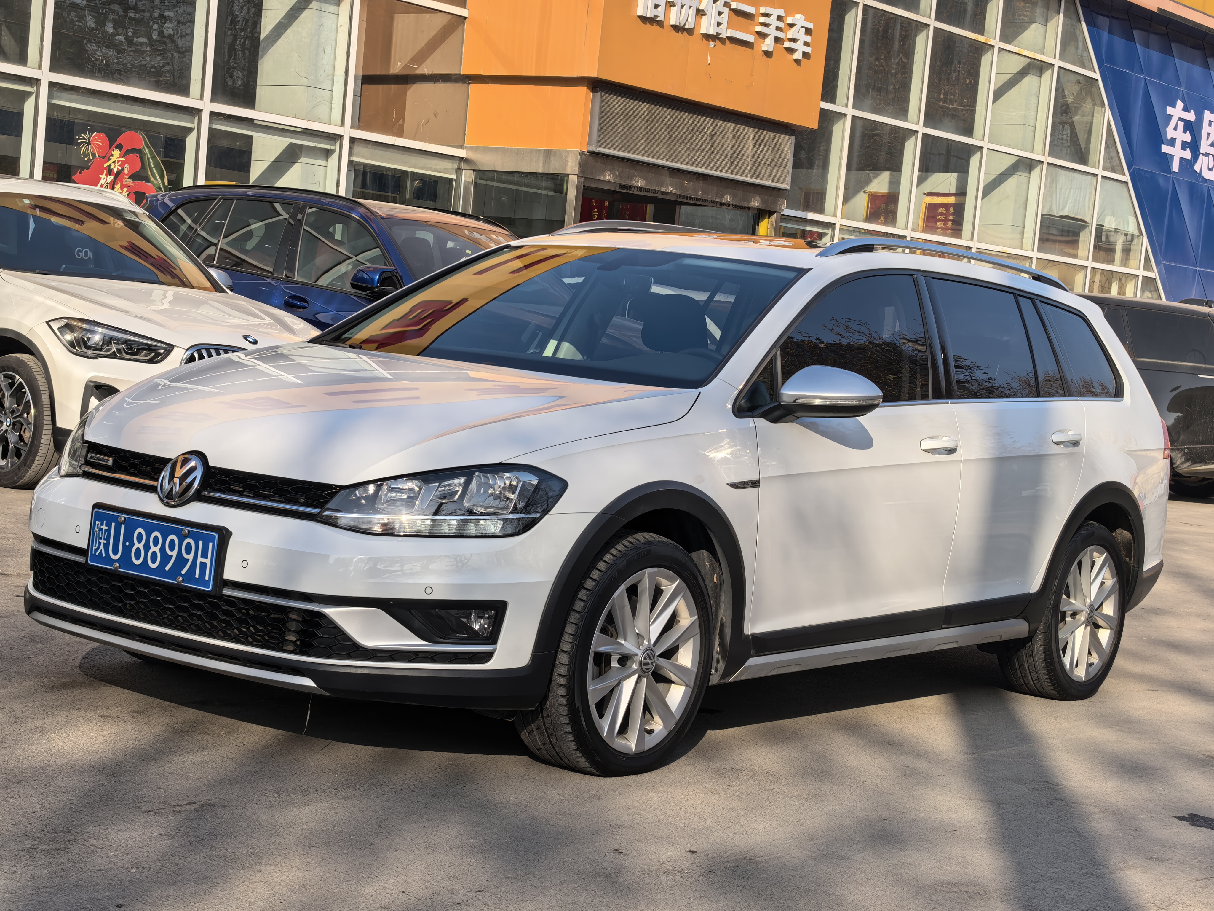 Volkswagen Golf (Imported) 2019 imagem de carro #2