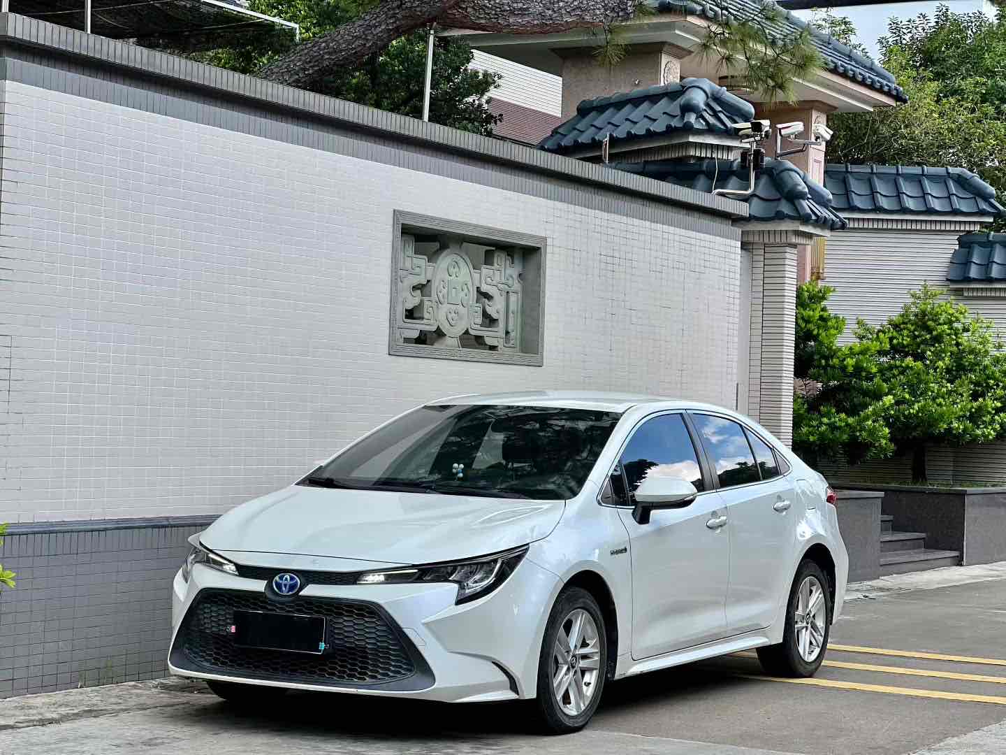 Toyota Levin Hybird E+ 2020 car image #2