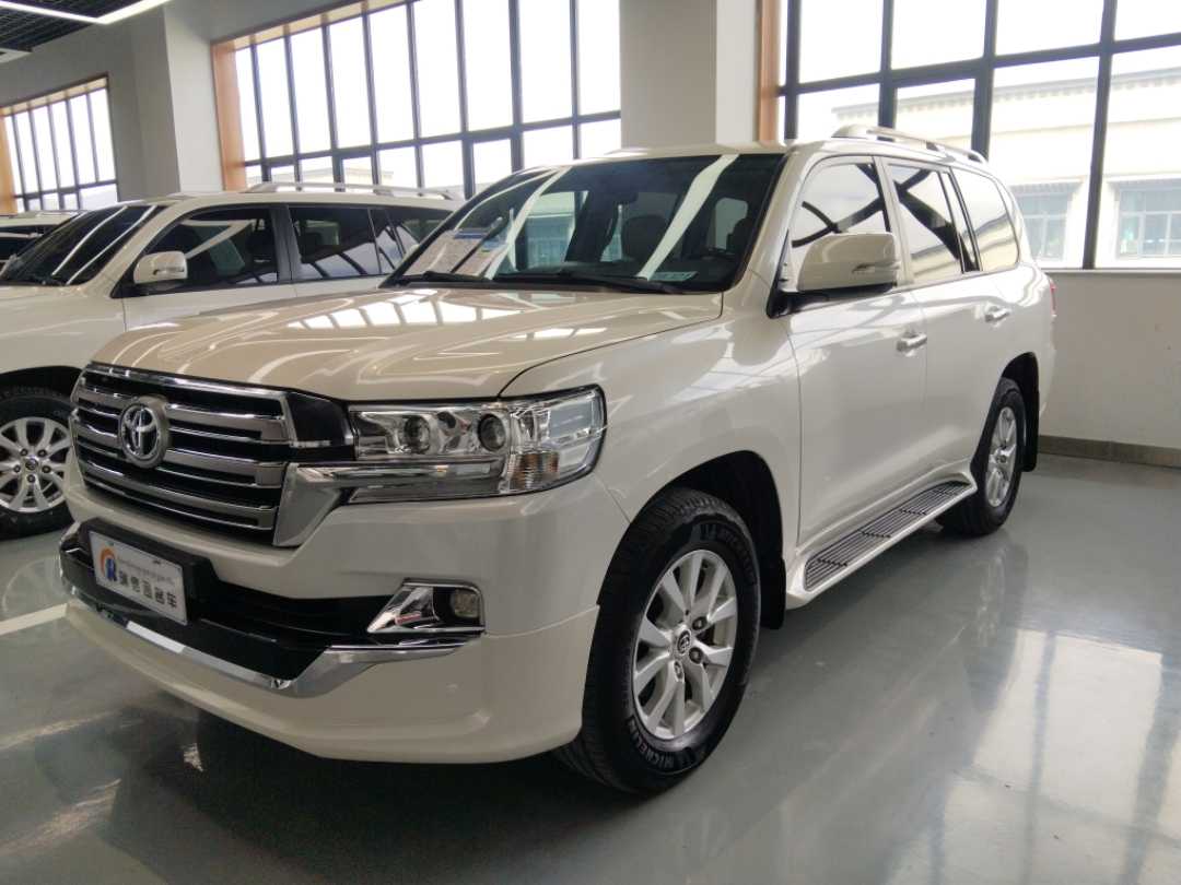 Toyota 2019 #2 Toyota 2019 car image #2