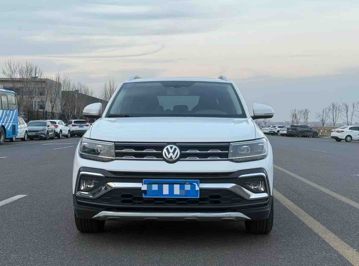 Volkswagen T-Cross 2020 immagine di auto #2