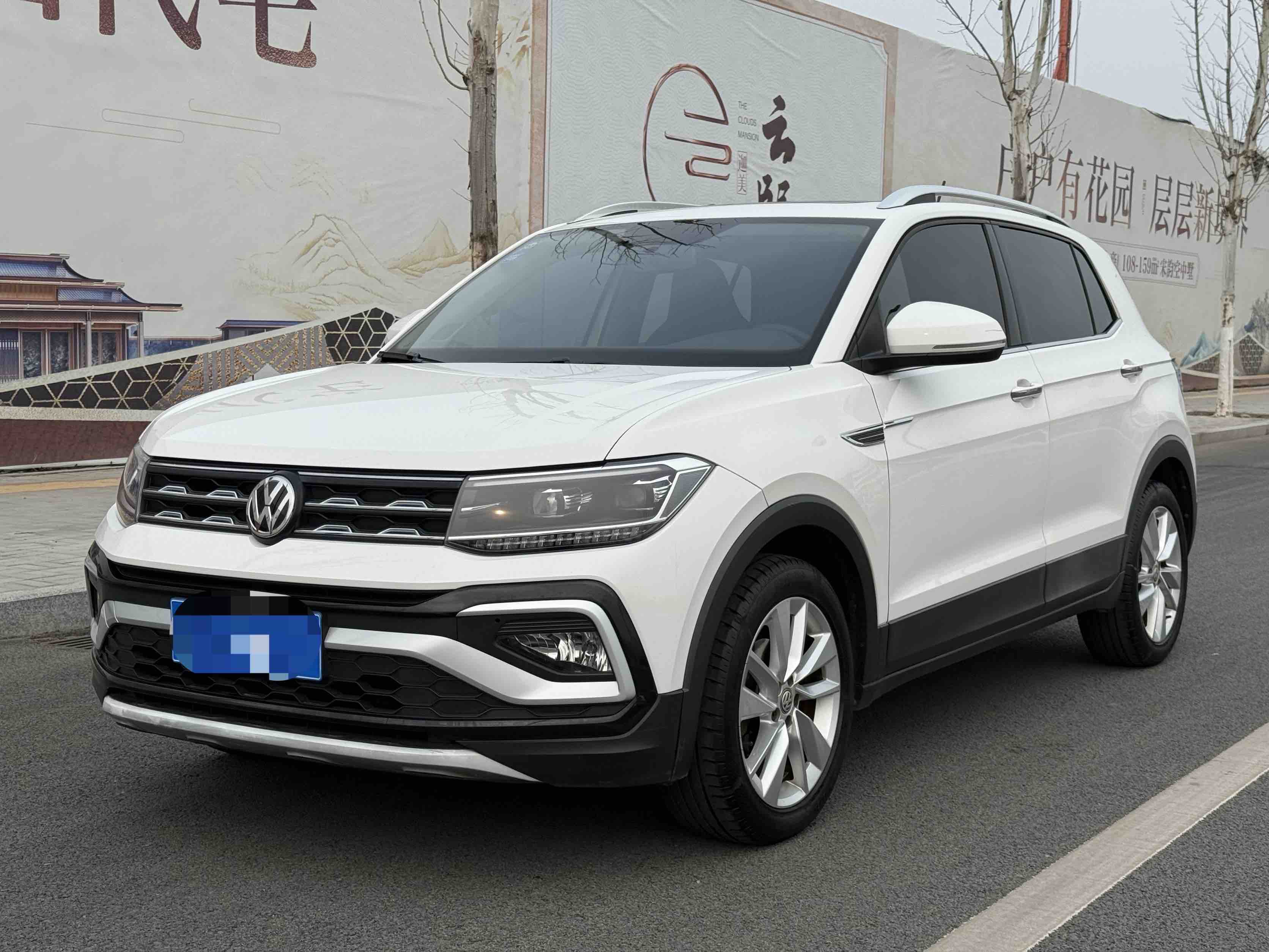 Volkswagen T-Cross 2019 #2 Volkswagen T-Cross 2019 car image #2