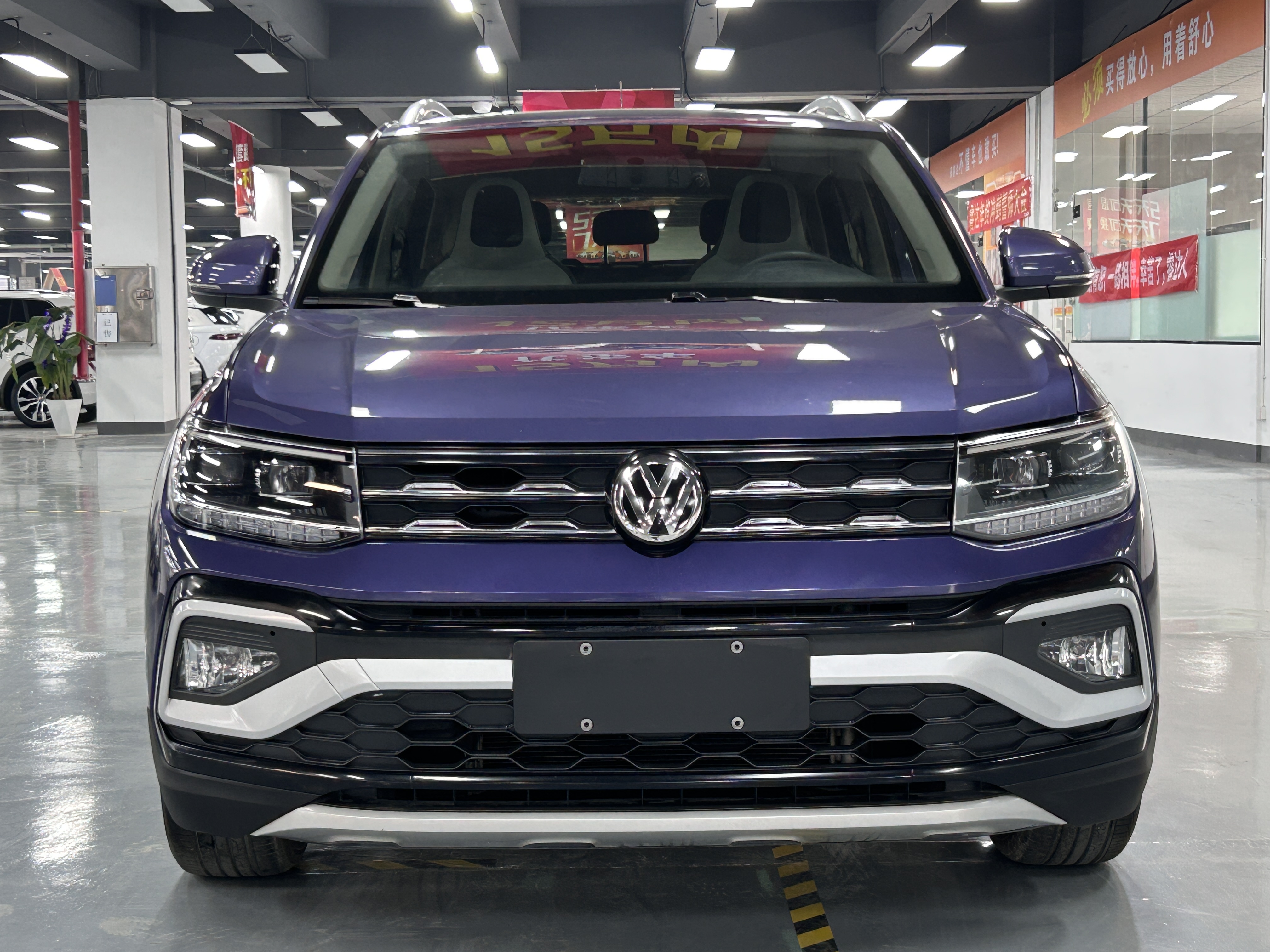 Volkswagen T-Cross 2020 #2 Volkswagen T-Cross 2020 car image #2