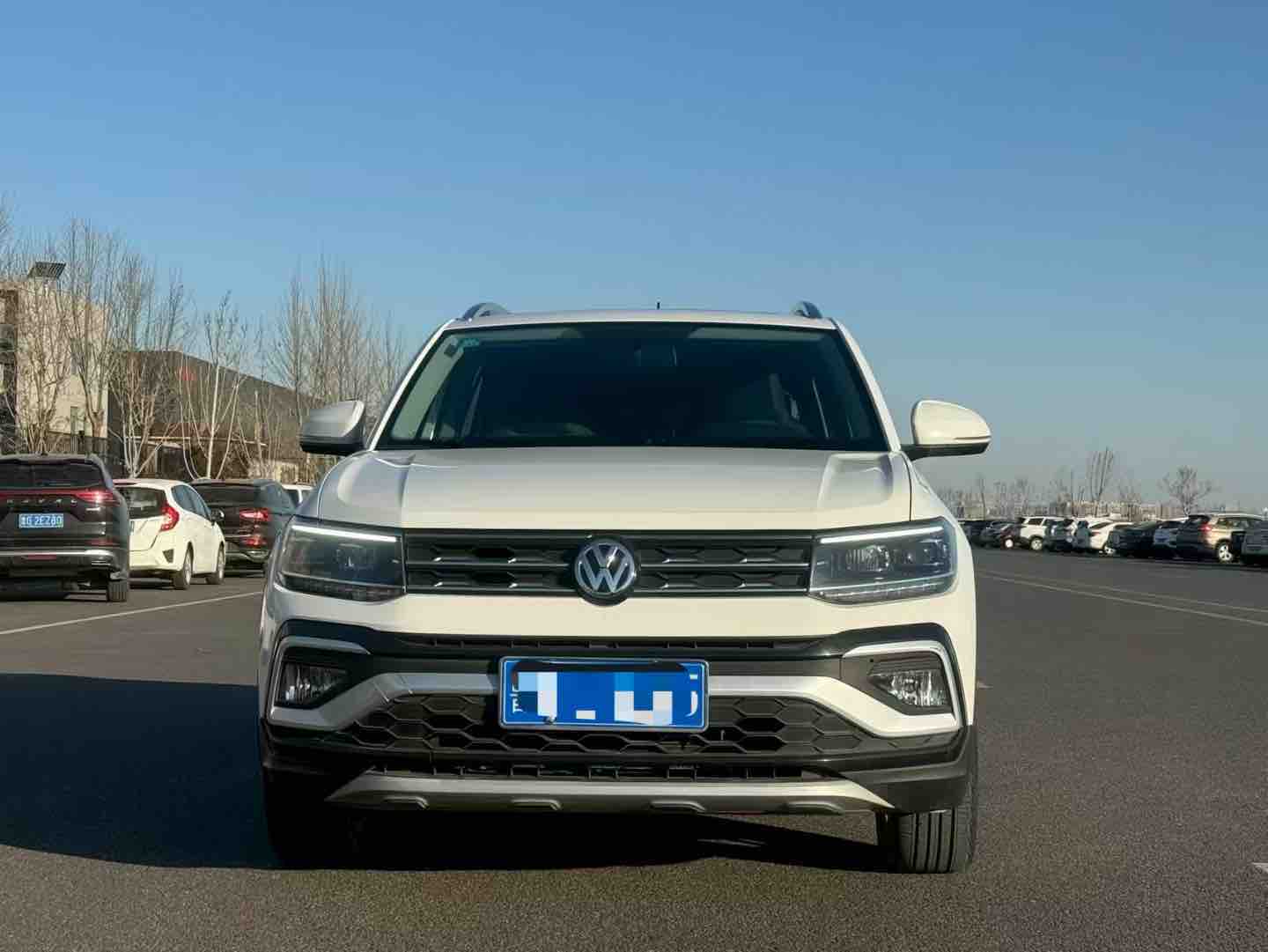 Volkswagen T-Cross 2019 #2 Volkswagen T-Cross 2019 car image #2