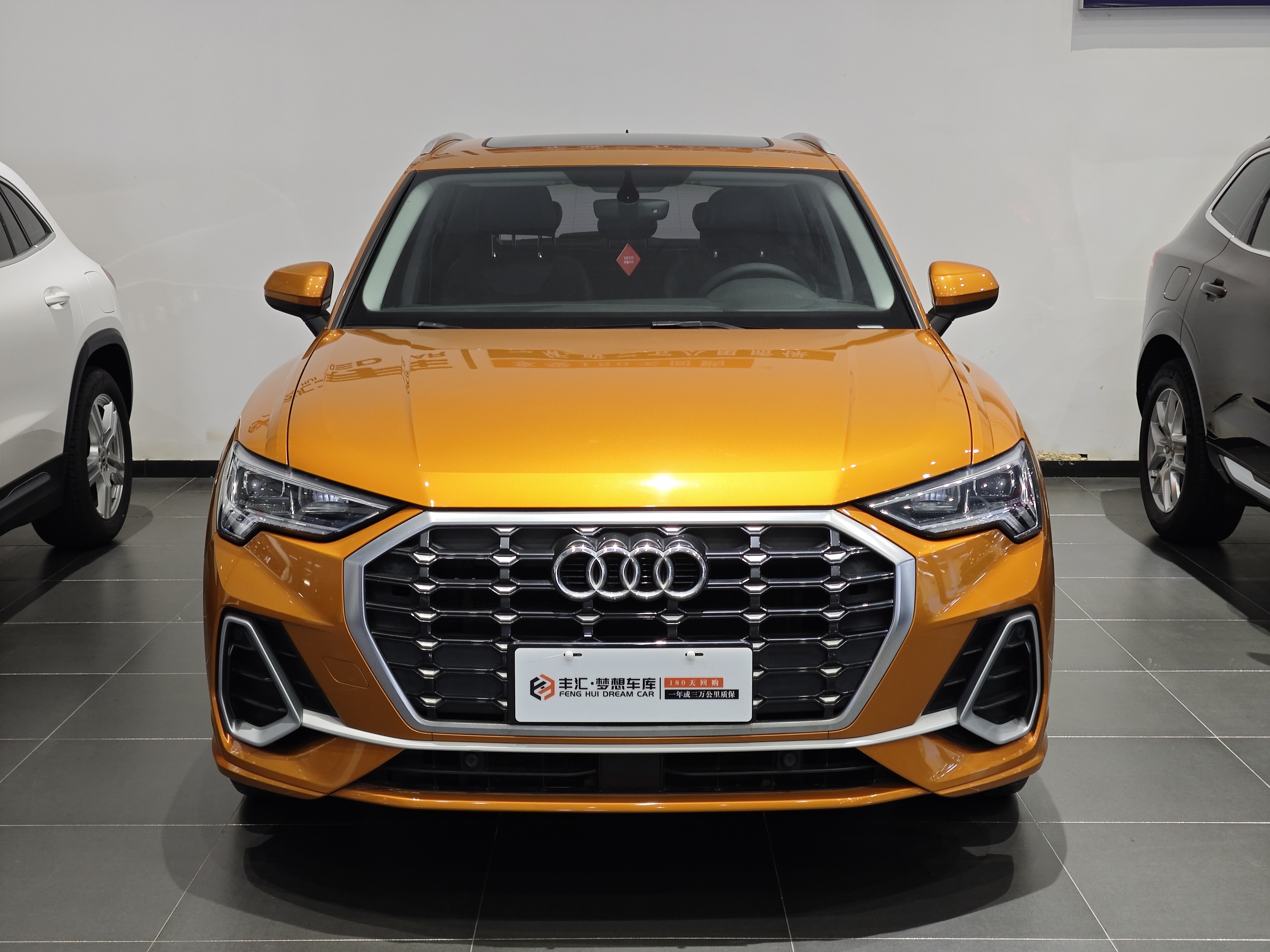 Audi Q3 2019 #2 Audi Q3 2019 car image #2