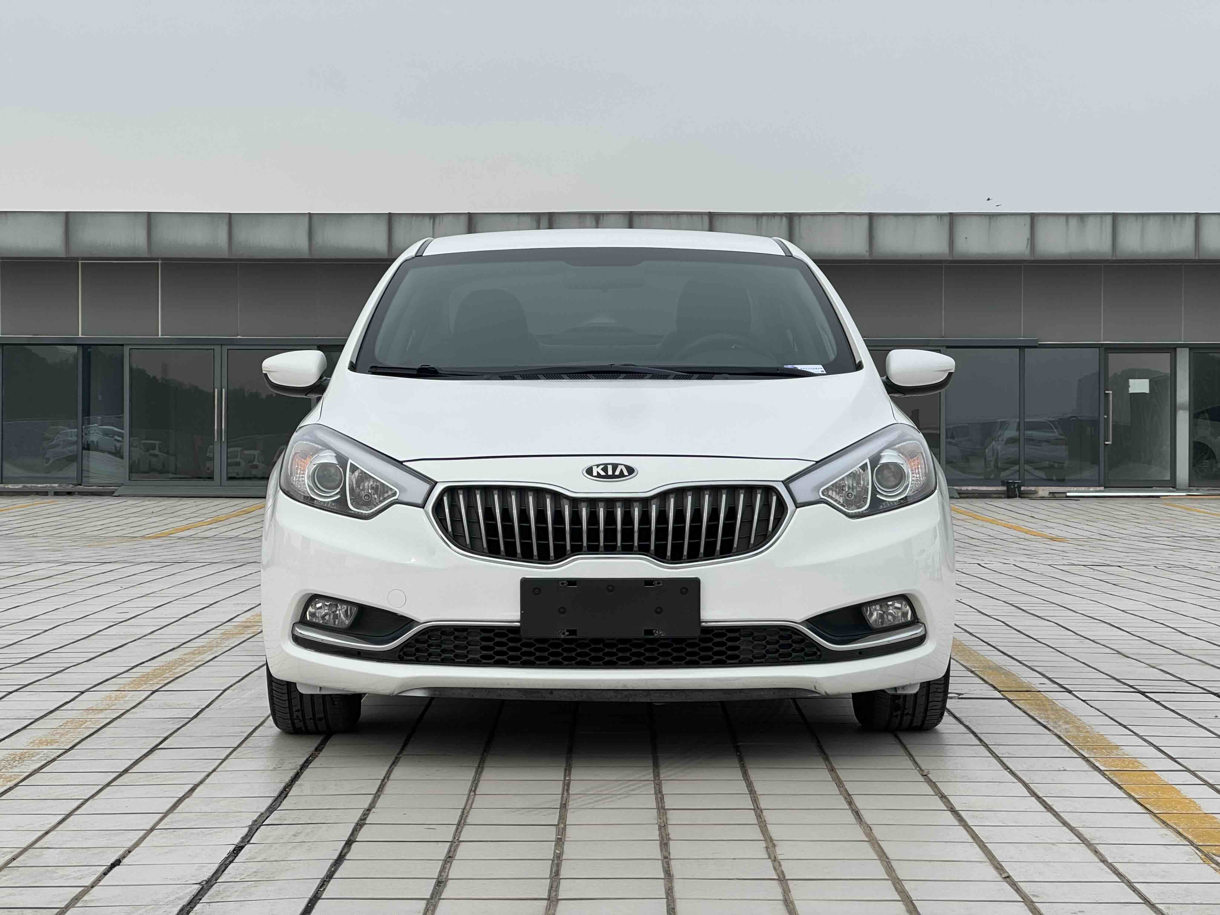 Kia K3 2016 #2 Kia K3 2016 car image #2