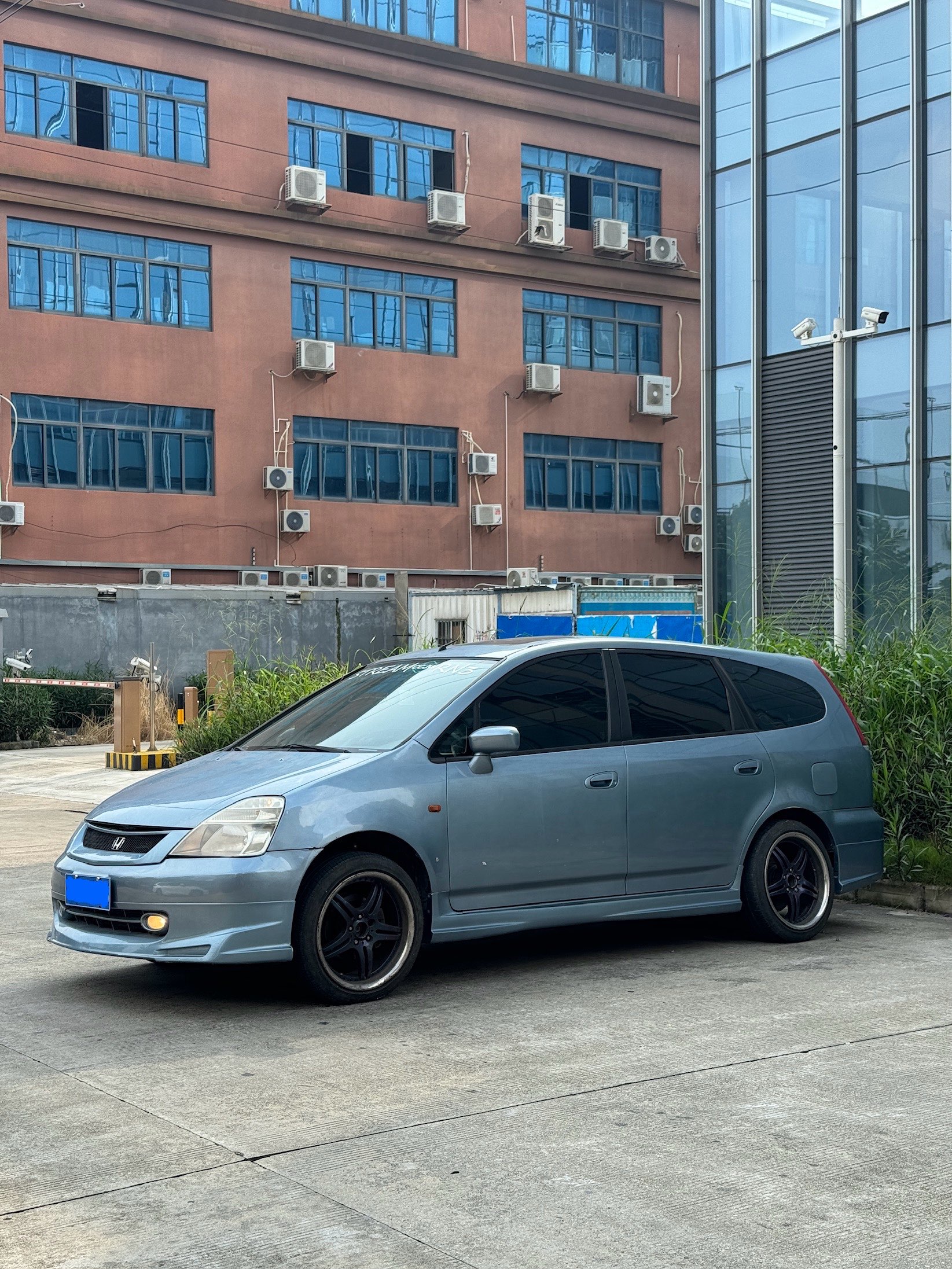 Honda Stream 2003 #2 Honda Stream 2003 car image #2