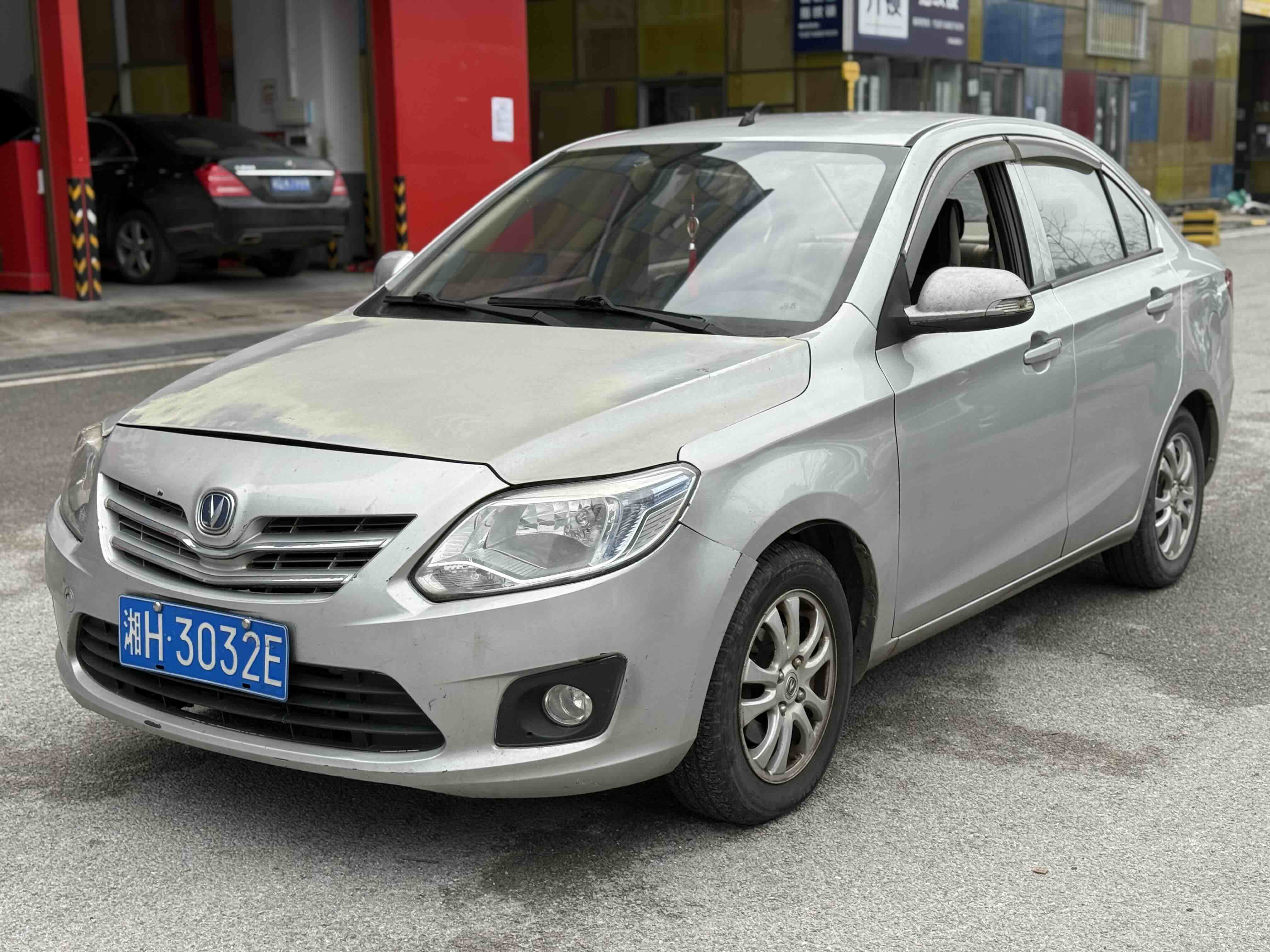 Changan Alsvin V3 2014 car image #2