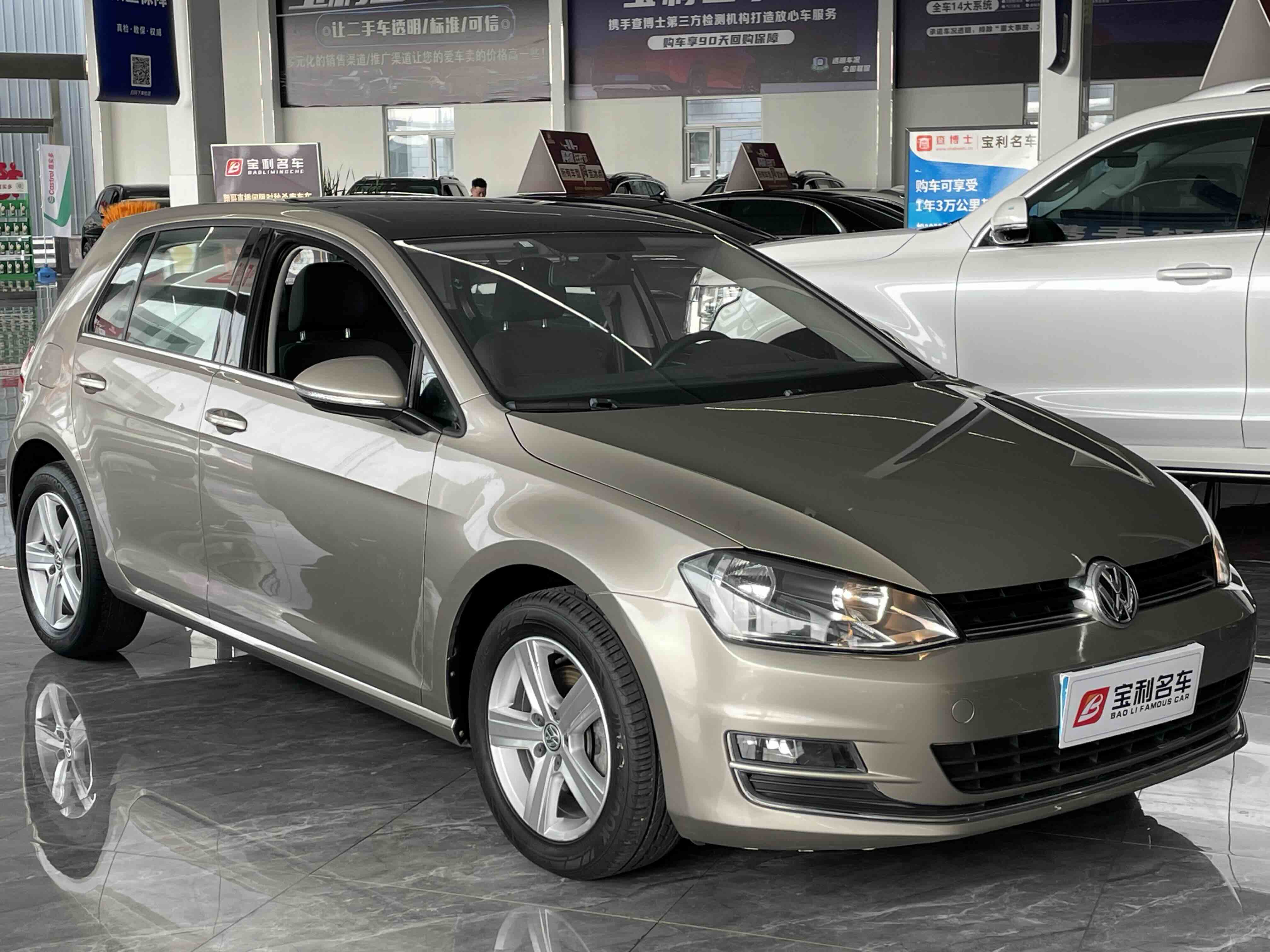 Volkswagen Golf 2015 car image #2