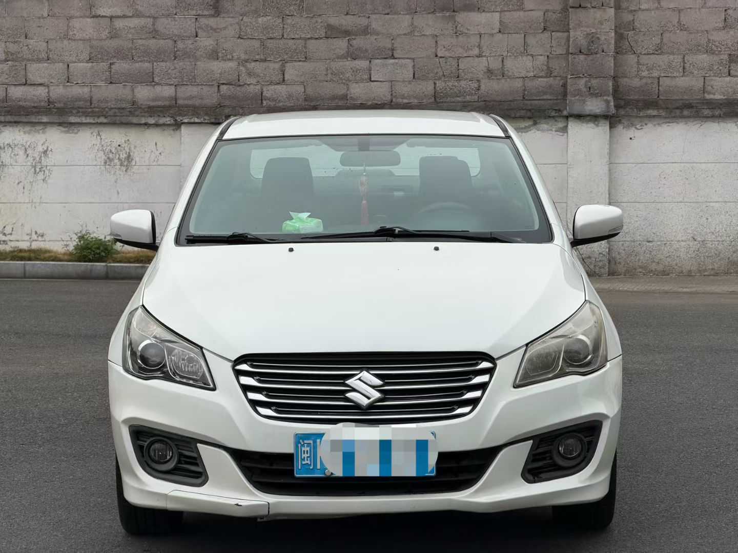 Suzuki Ciaz 2016 изображение автомобиля #2