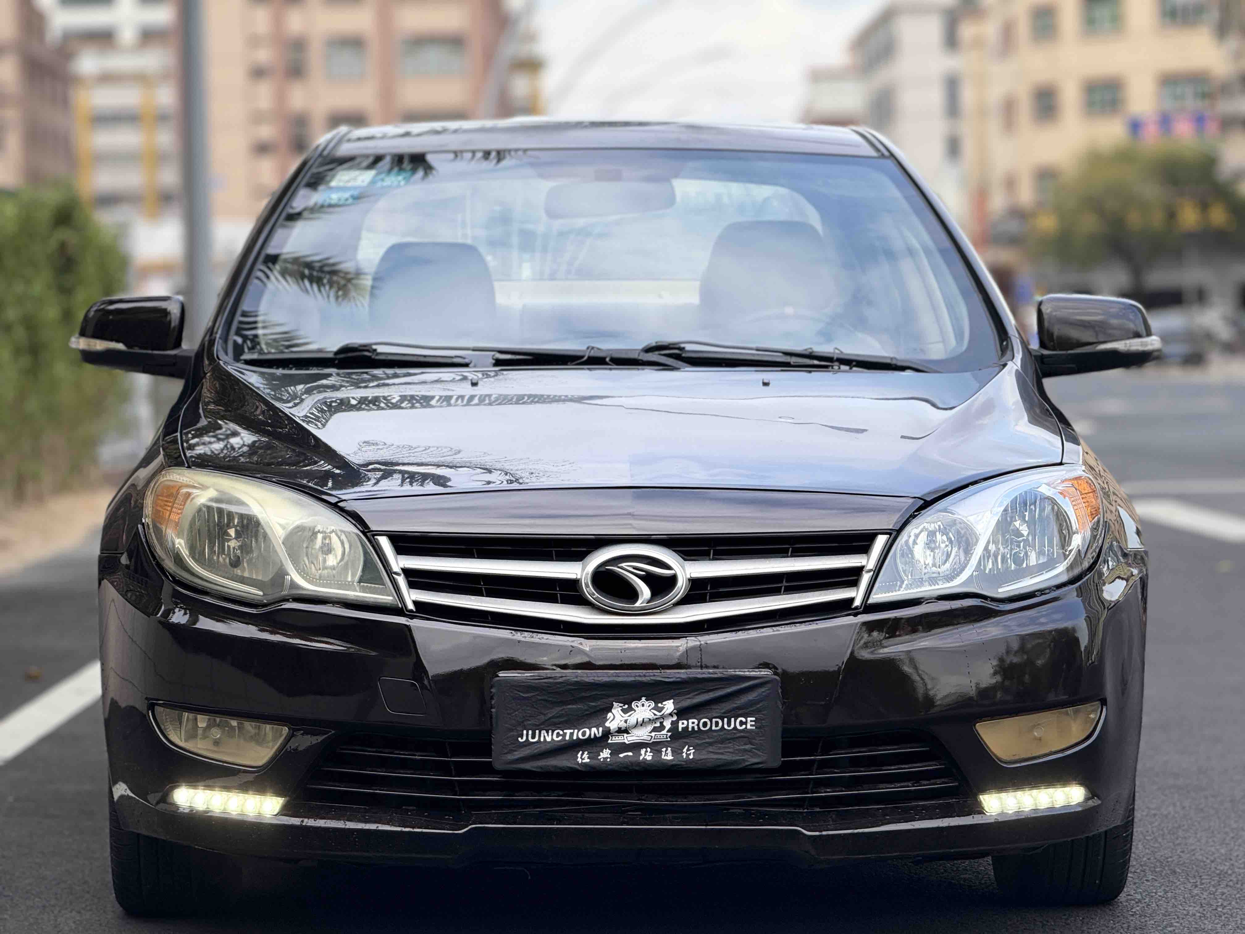 Soueast V5 Lingzhi 2013 car image #2